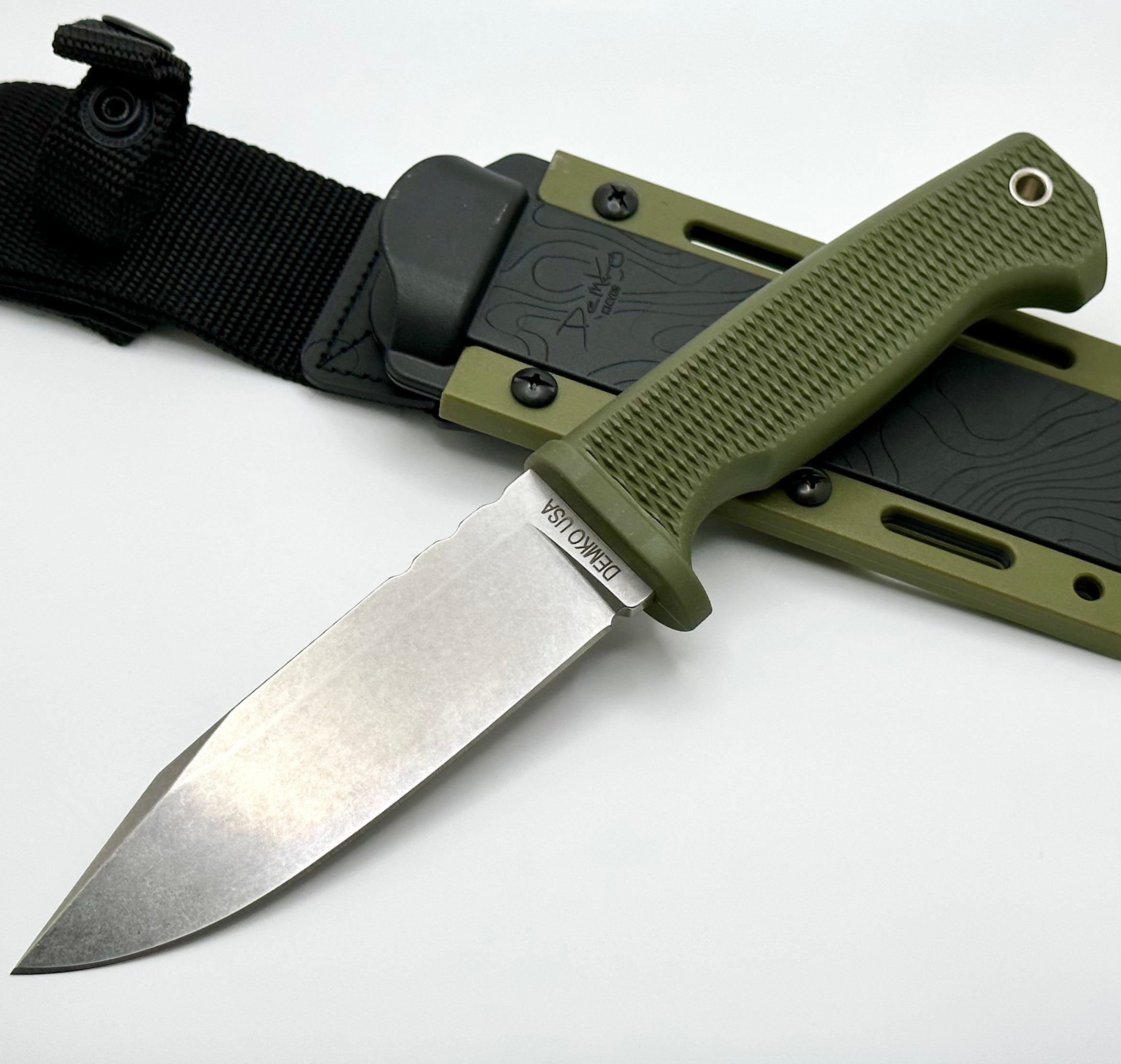 Premium Demko FreeReign Clip Point Knife - MagnaCut Steel & OD Green Rubberized Handle