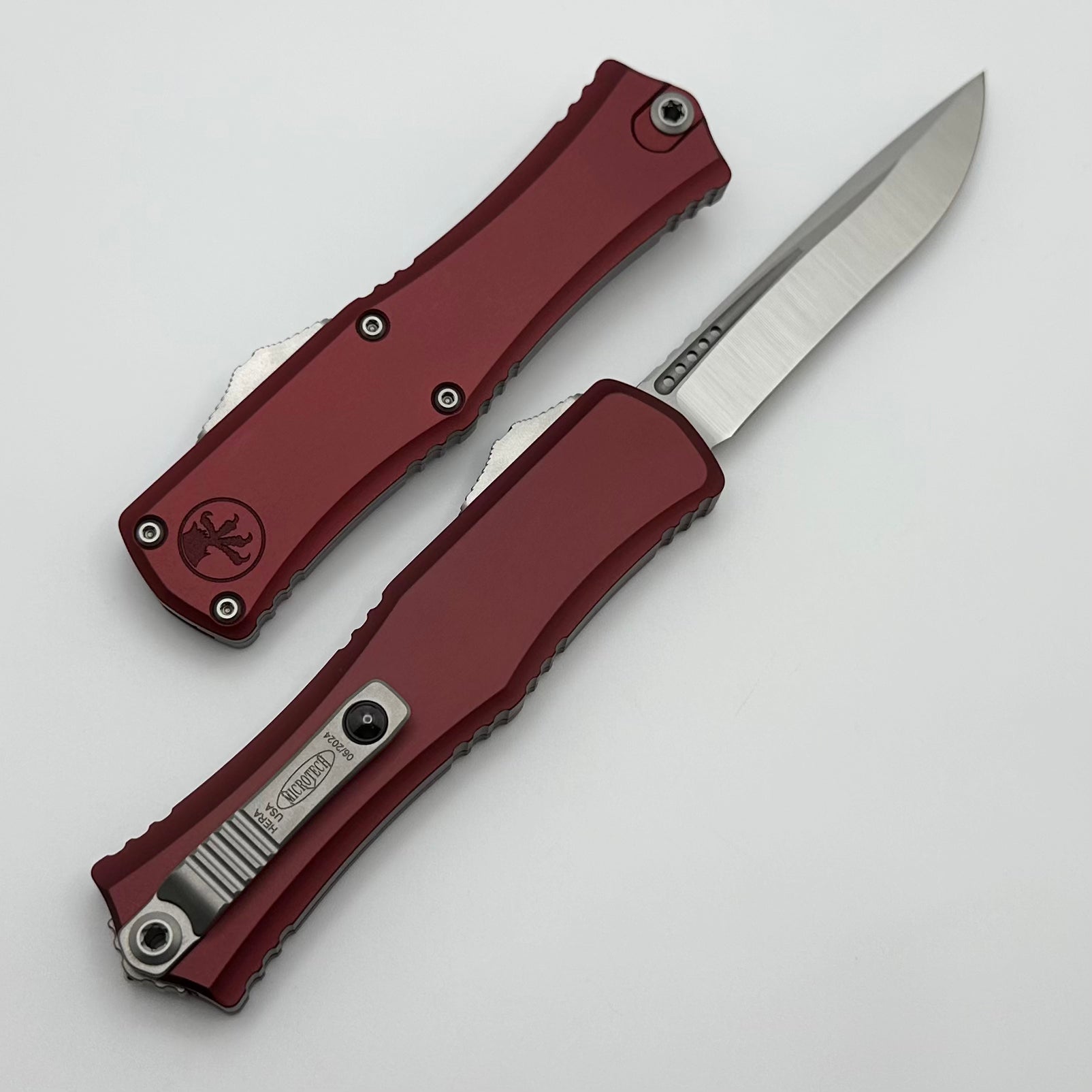 Microtech Premium Mini Hera Satin Recurve Knife - M390MK Blade with Merlot Aluminum Handle