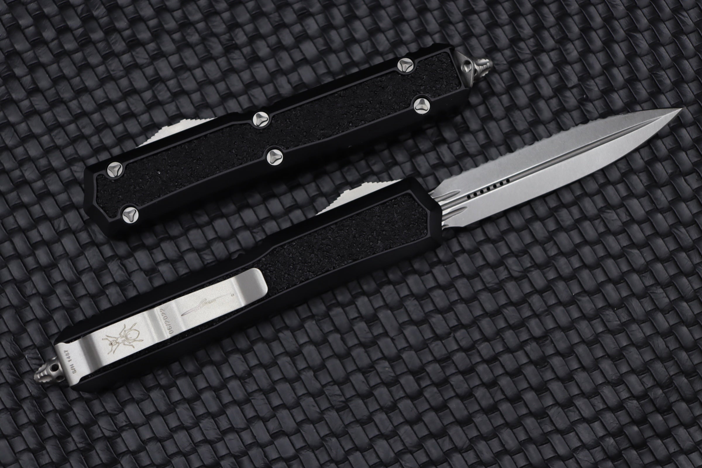 Premium Microtech Makora Double Edge Tactical Knife - Stonewash & Black Signature Series