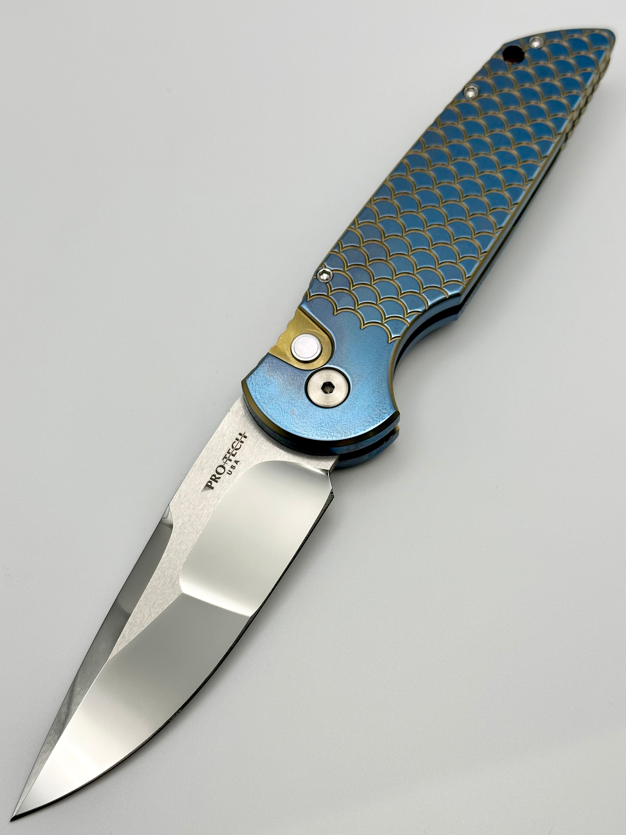 Ultimate Pro-Tech TR-3 Custom Titanium Knife - Orange Peel Blue/Bronze Fish Scale Design with Mirror Blade