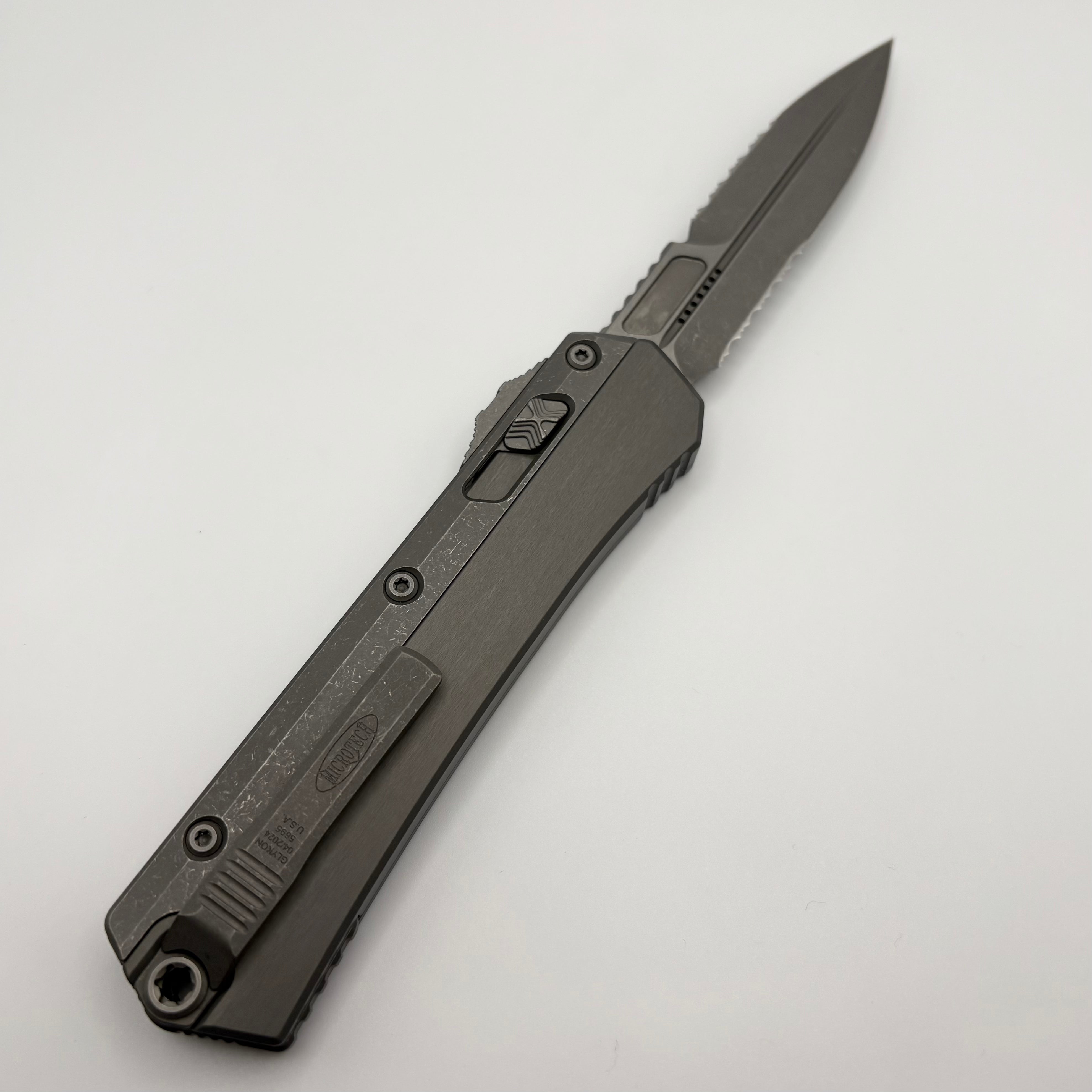 Premium Pre-Owned Microtech Glykon Apocalyptic Bayonet - Full Serrated Blade
