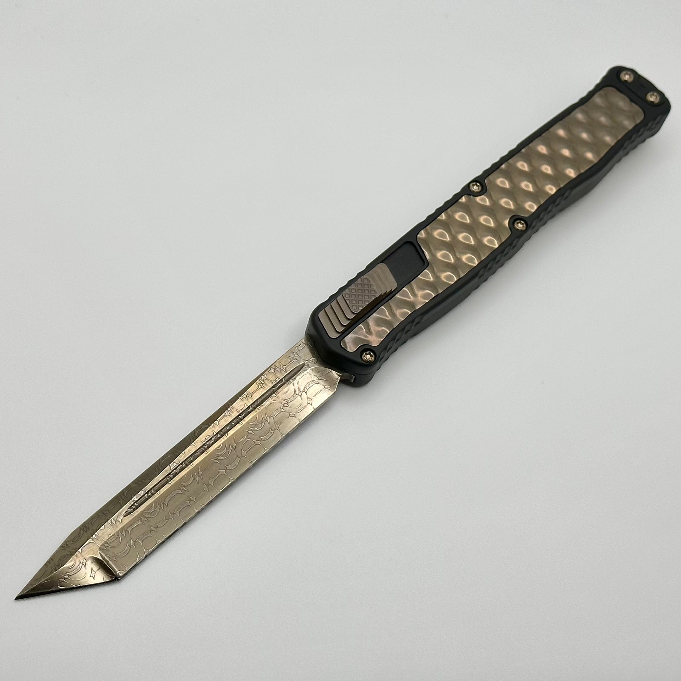 Heretic Knives Cleric II 2: Premium Vegas Forge Razorwire Tanto with Bronzed Damascus & Bronze Bubble Inlays