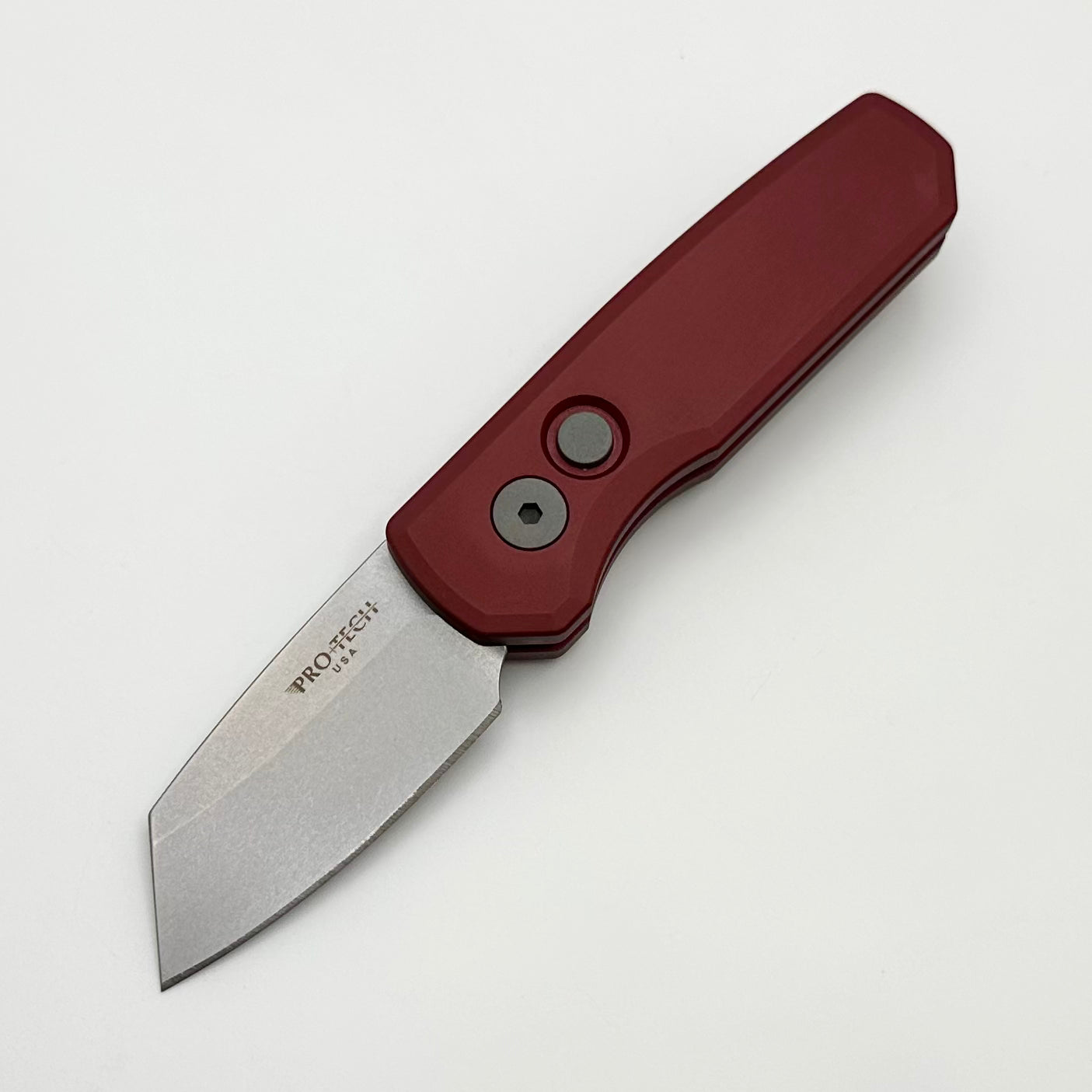 Premium Pro-Tech Runt 5: Red Aluminum Handle & Stonewash Reverse Tanto MagnaCut Blade