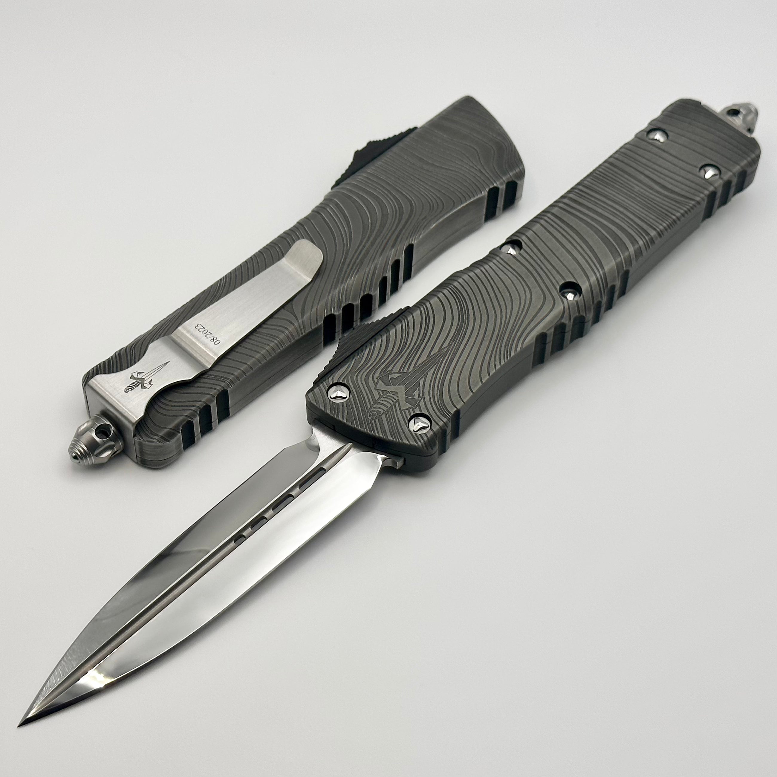 Marfione Custom Combat Troodon Beskar Tactical Knife - Mirror Polish & Carbon Fiber