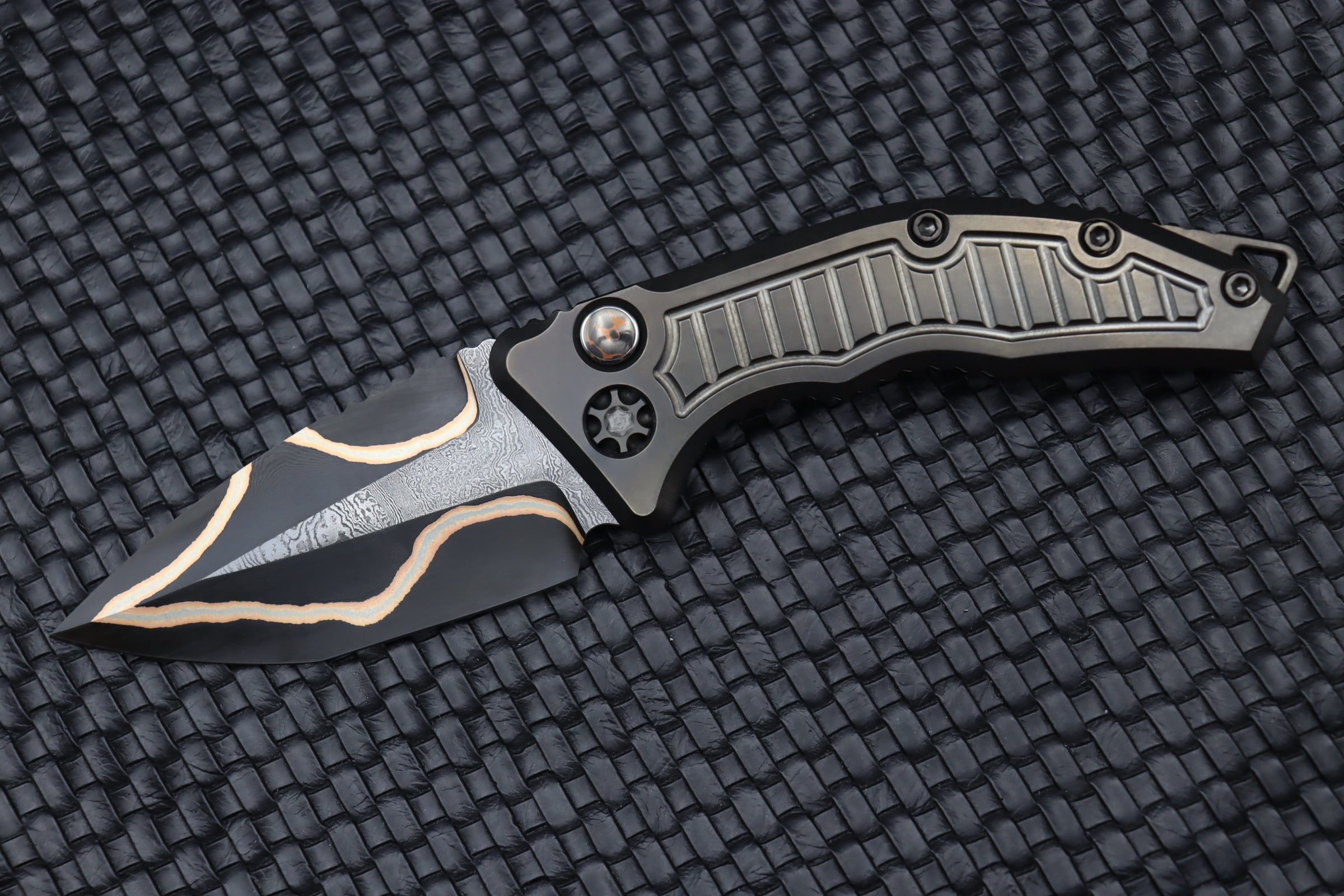 Premium Heretic Knives Medusa Auto: Titanium DLC Handles with Snakeskin & Baker Forge Damascus Tanto Blade