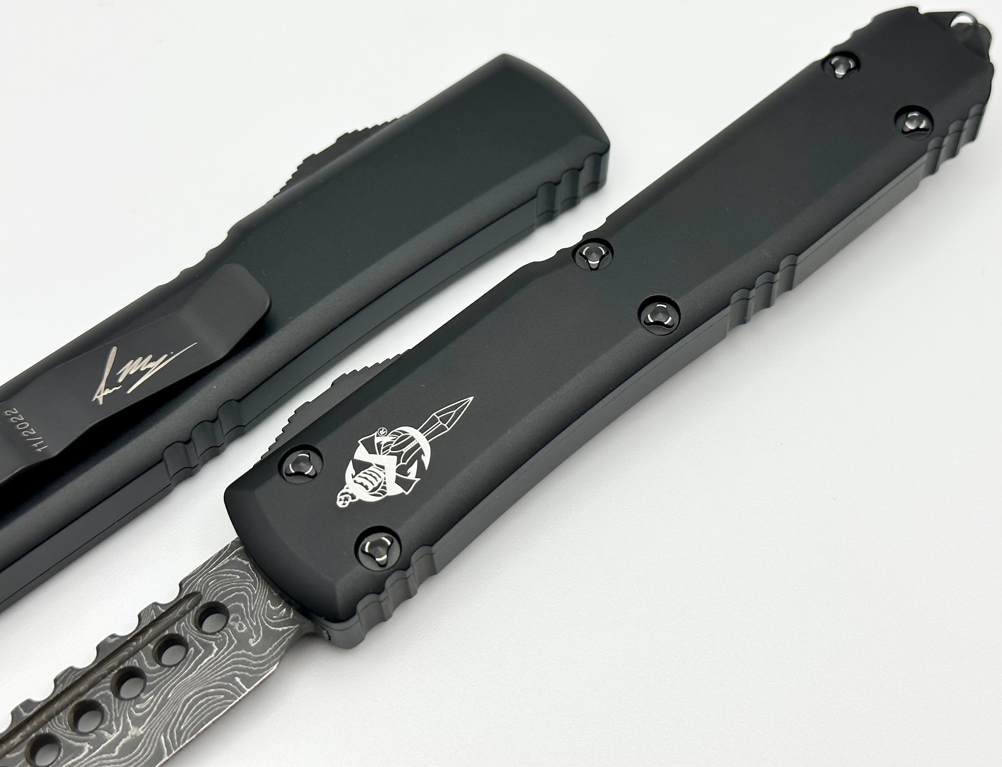 Premium Microtech Ultratech Hellhound Damascus & Black Tactical Knife