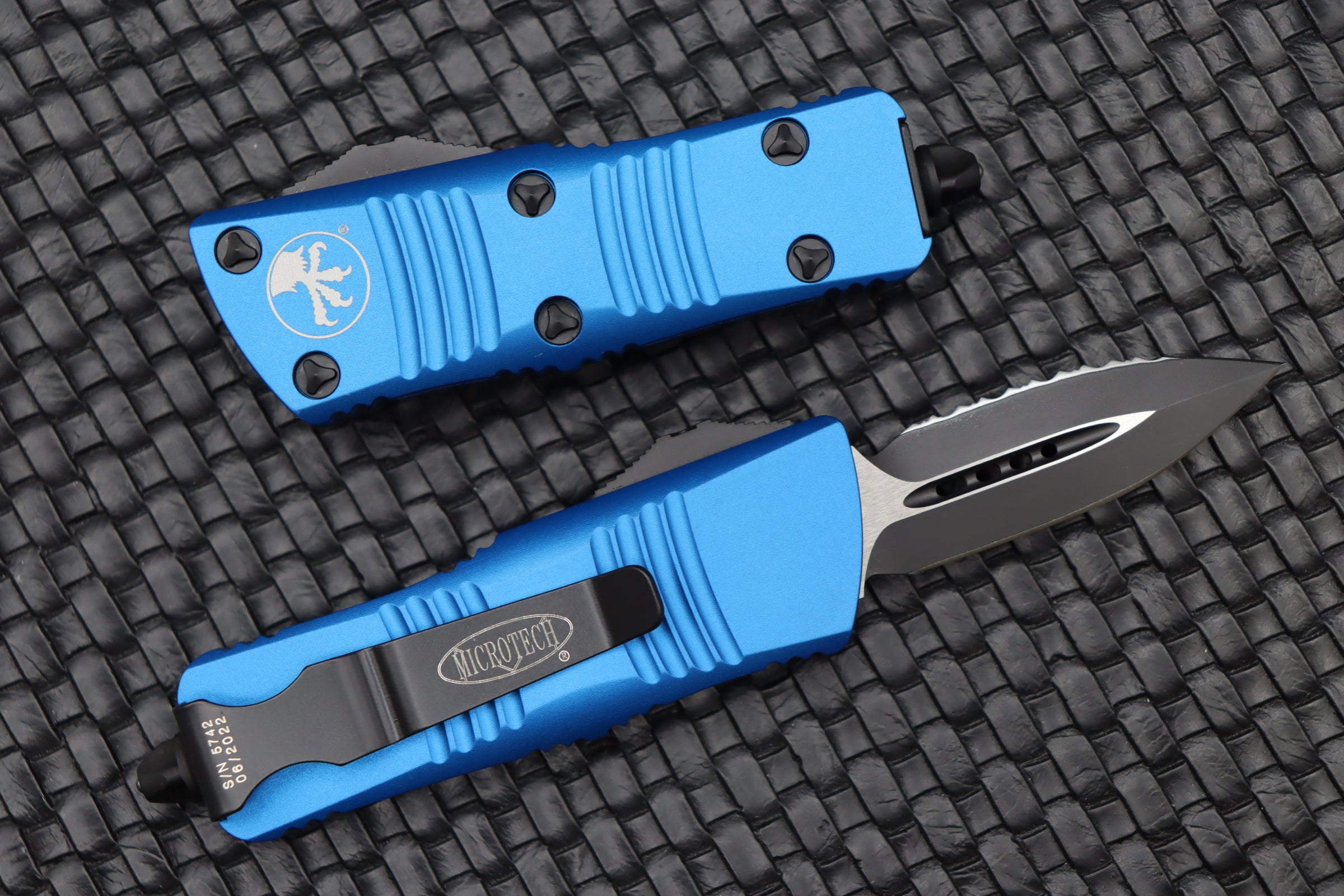 Premium Microtech Troodon Mini Double Edge Knife - Black Fully Serrated & Blue