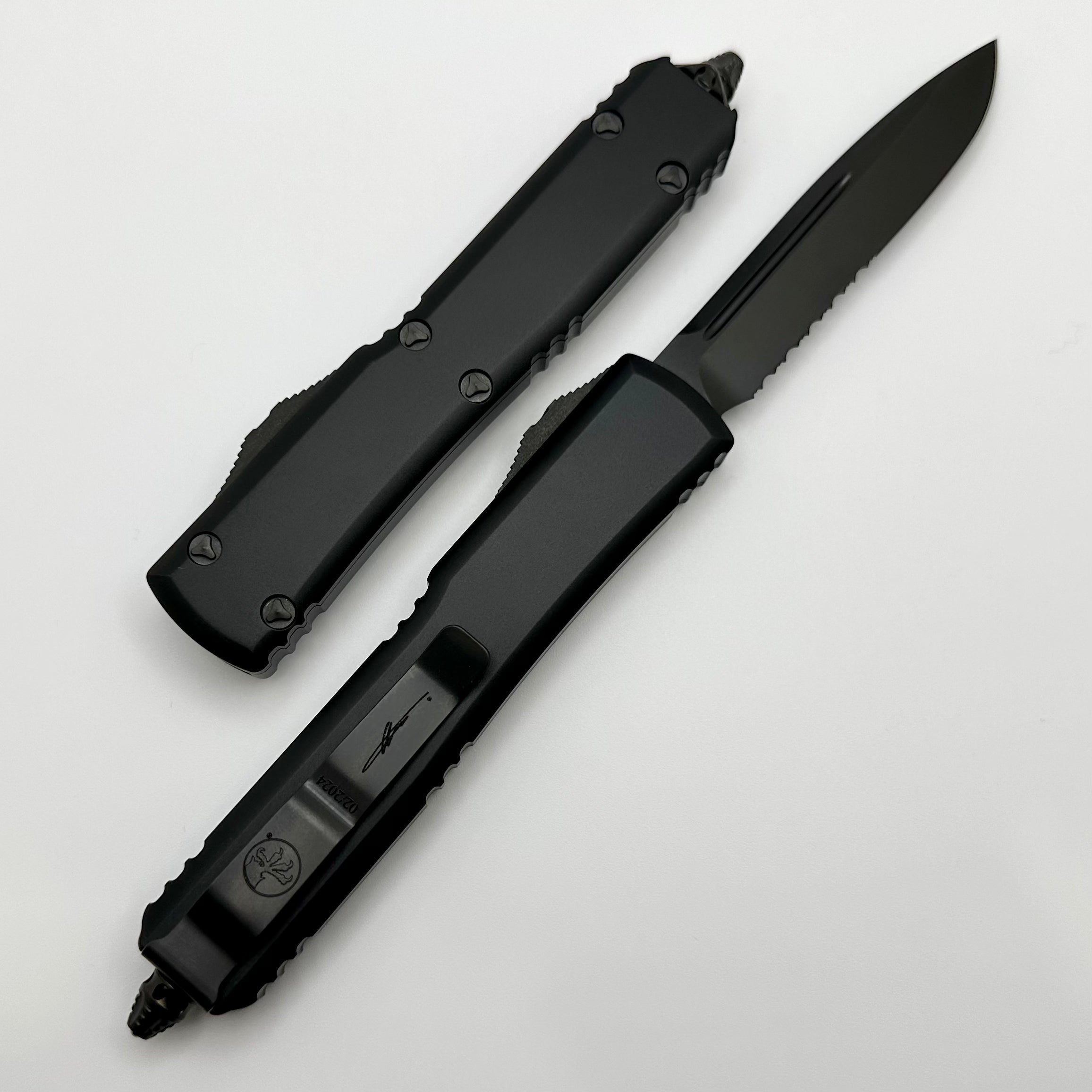 Microtech Ultratech Shadow DLC MAGNACUT Tactical Knife - Signature Series