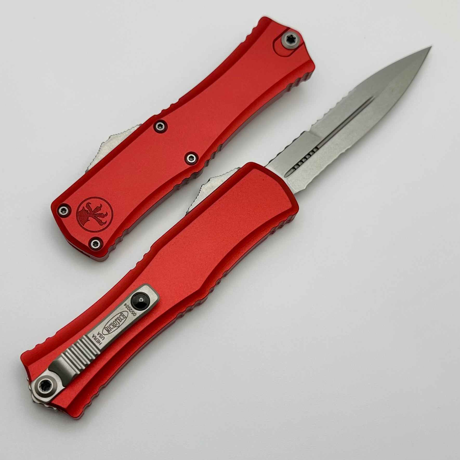 Microtech Premium Mini Hera OTF Knife - M390MK Blade, Red Aluminum Handle, Partial Serrated