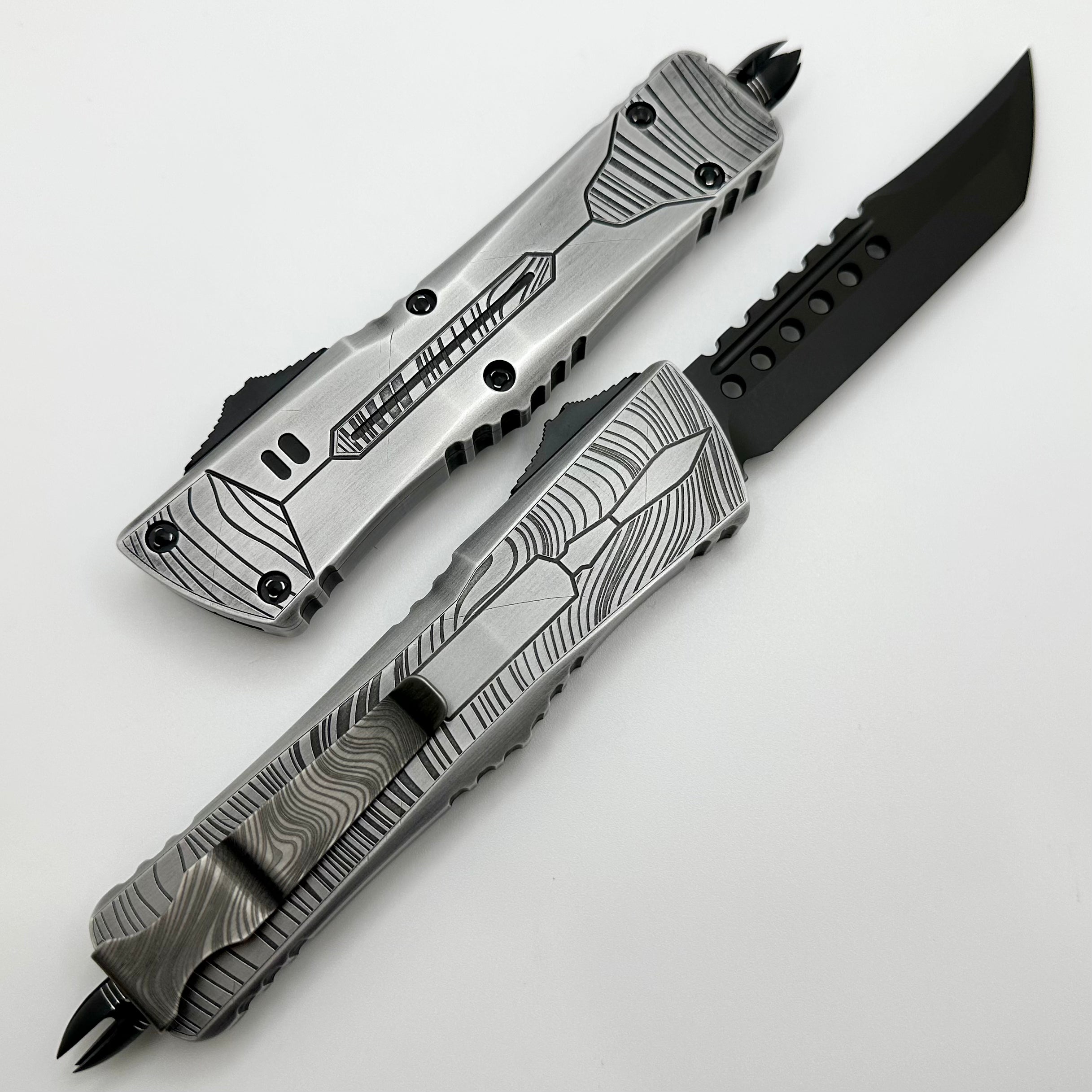 Microtech Combat Troodon DLC Hellhound Beskar DNA Catcher Signature Series - Premium Tactical OTF Knife