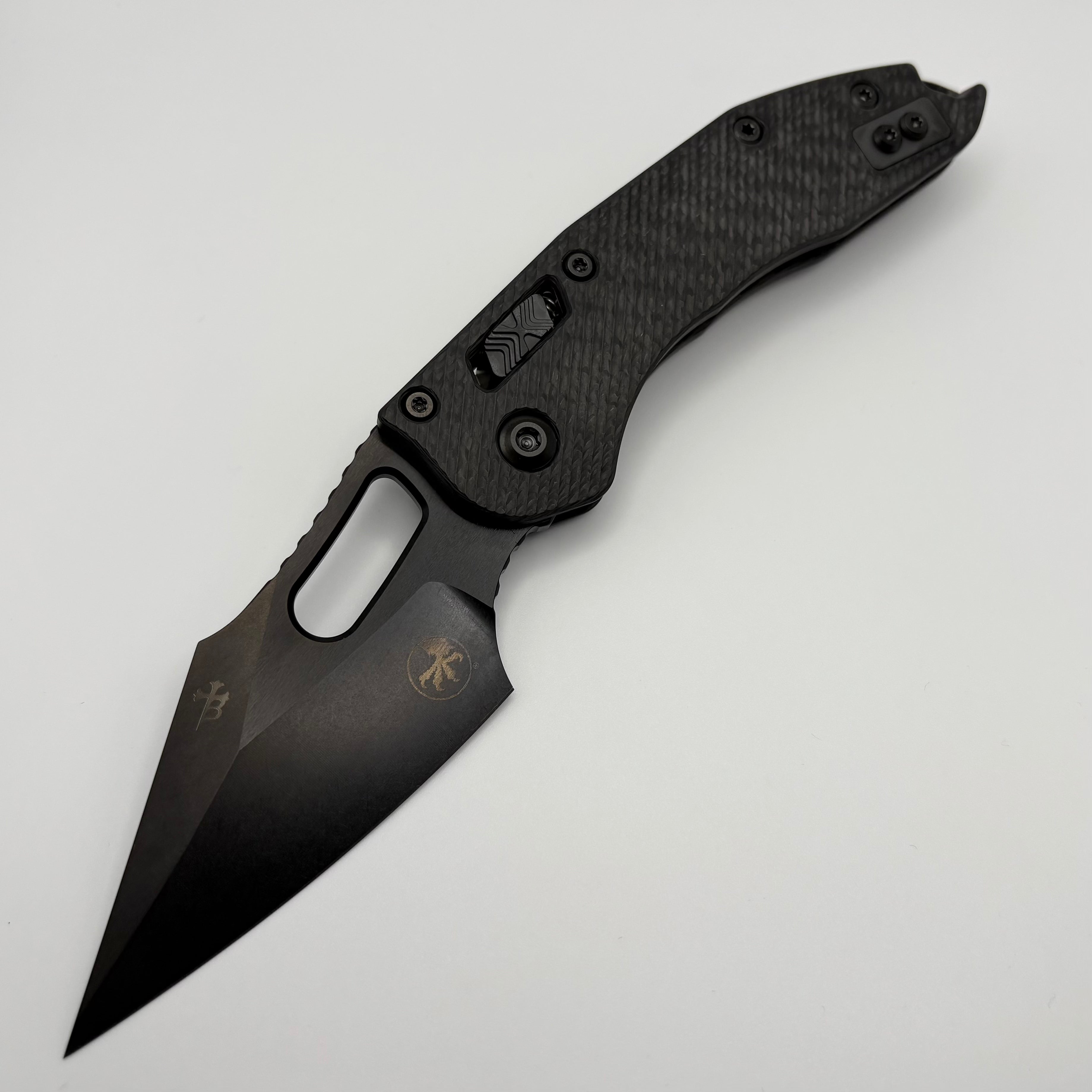 Premium Pre-Owned Microtech Stitch RAM LOK Knife - Carbon Fiber Handle, M390MK Blade