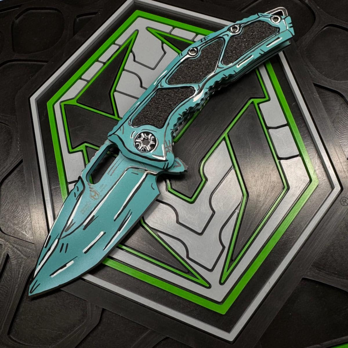 Heretic Knives Medusa Cel Shade Turquoise - Premium EDC Folding Knife with MagnaCut Blade