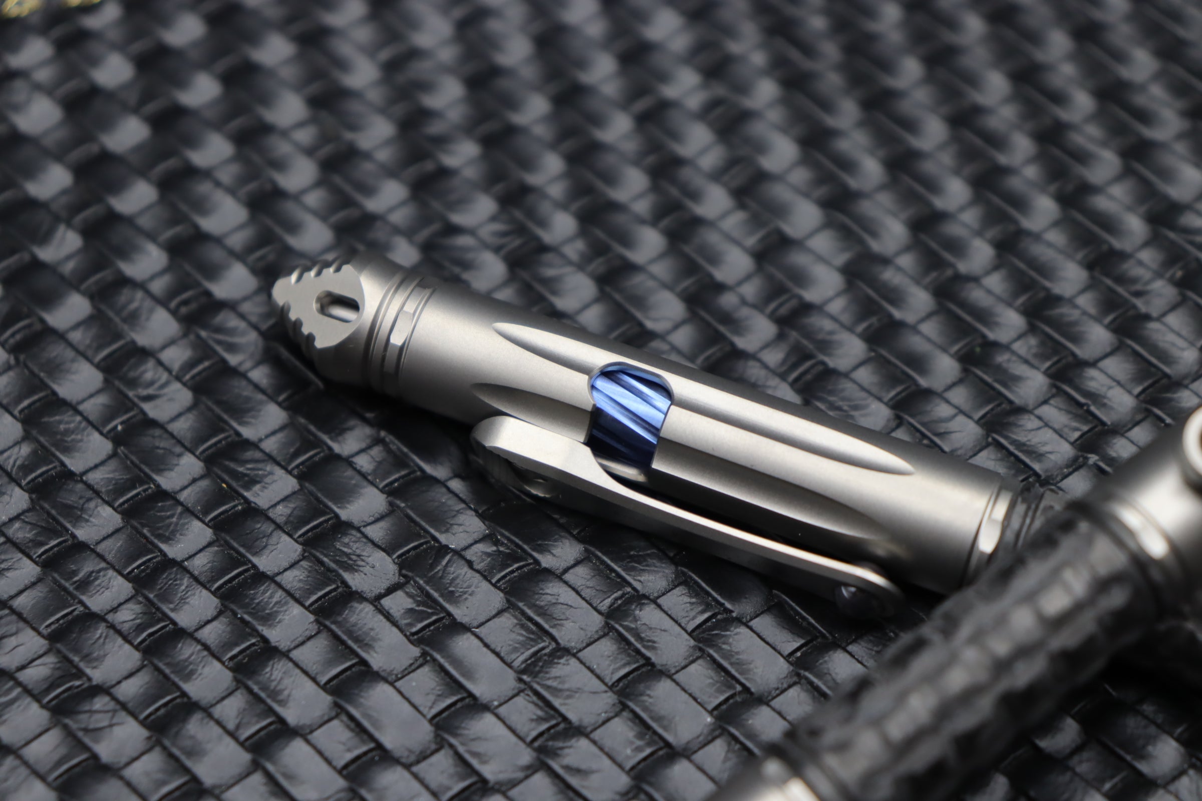 Microtech Kyroh Premium Bolt-Action Pen - Full Size Bead Blast Titanium