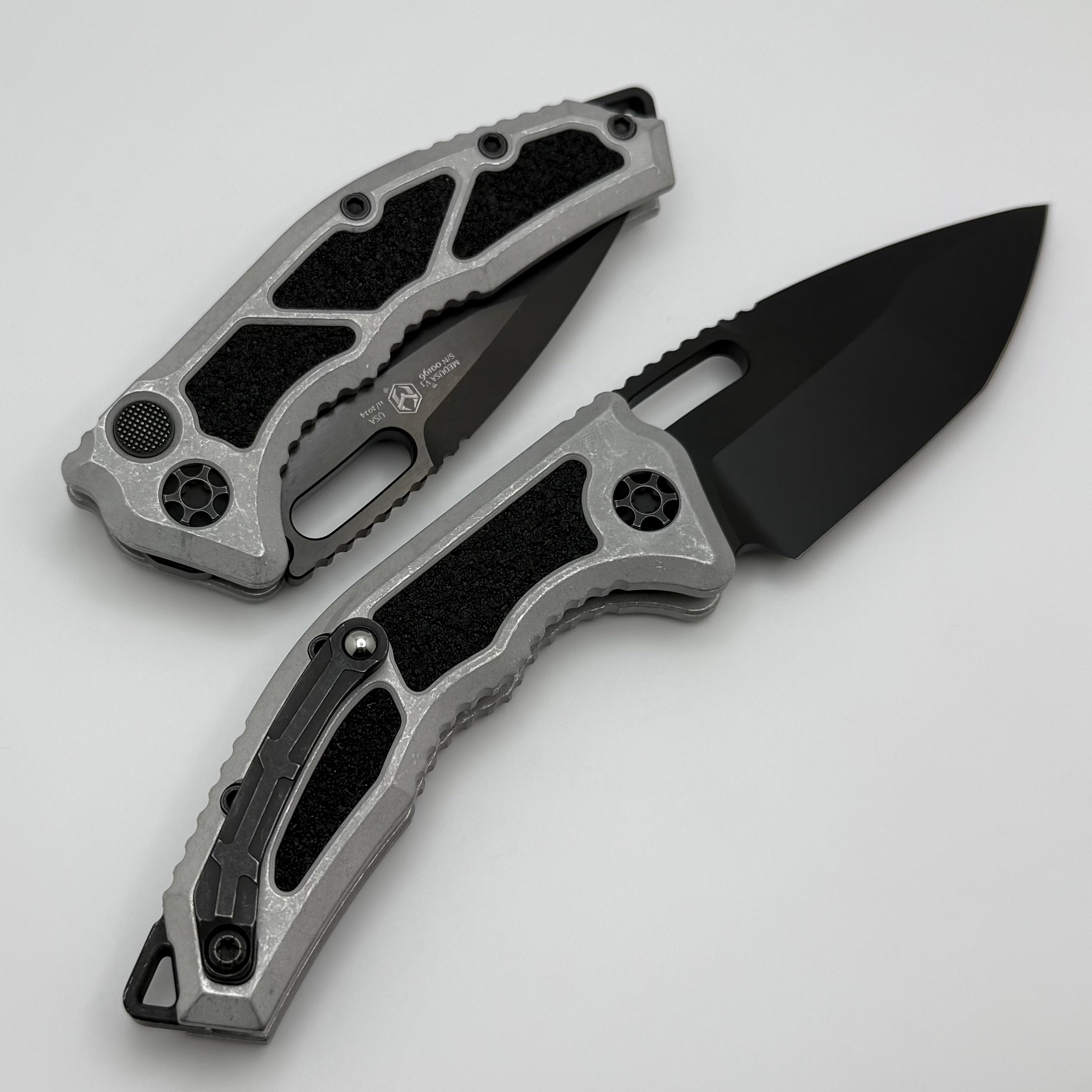 Heretic Knives Medusa Blizzard Worn Handles w/ DLC Tanto MagnaCut - Premium Tactical EDC Knife