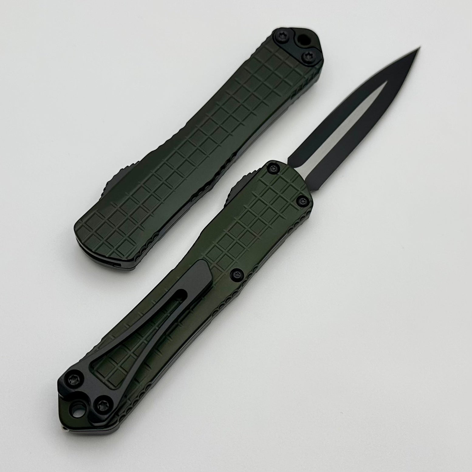 Heretic Knives Manticore S Premium Compact OTF Knife - Green Frag Two Tone Black Magnacut Double Edge