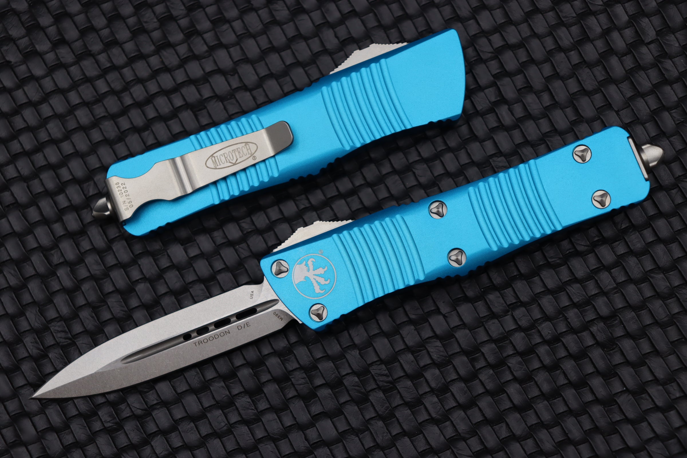 Microtech Troodon Double Edge Stonewash Knife - Premium Turquoise Edition