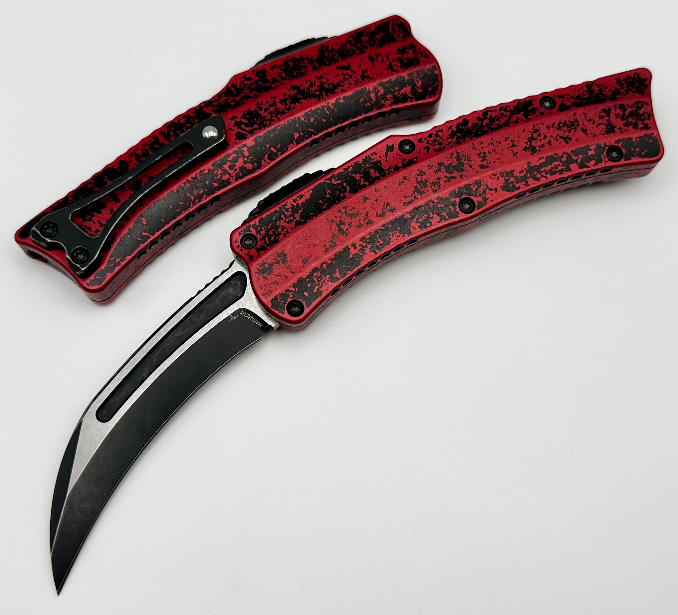 Ultimate Heretic ROC Knife: Battle Black MagnaCut Blade with Breakthrough Red Handle