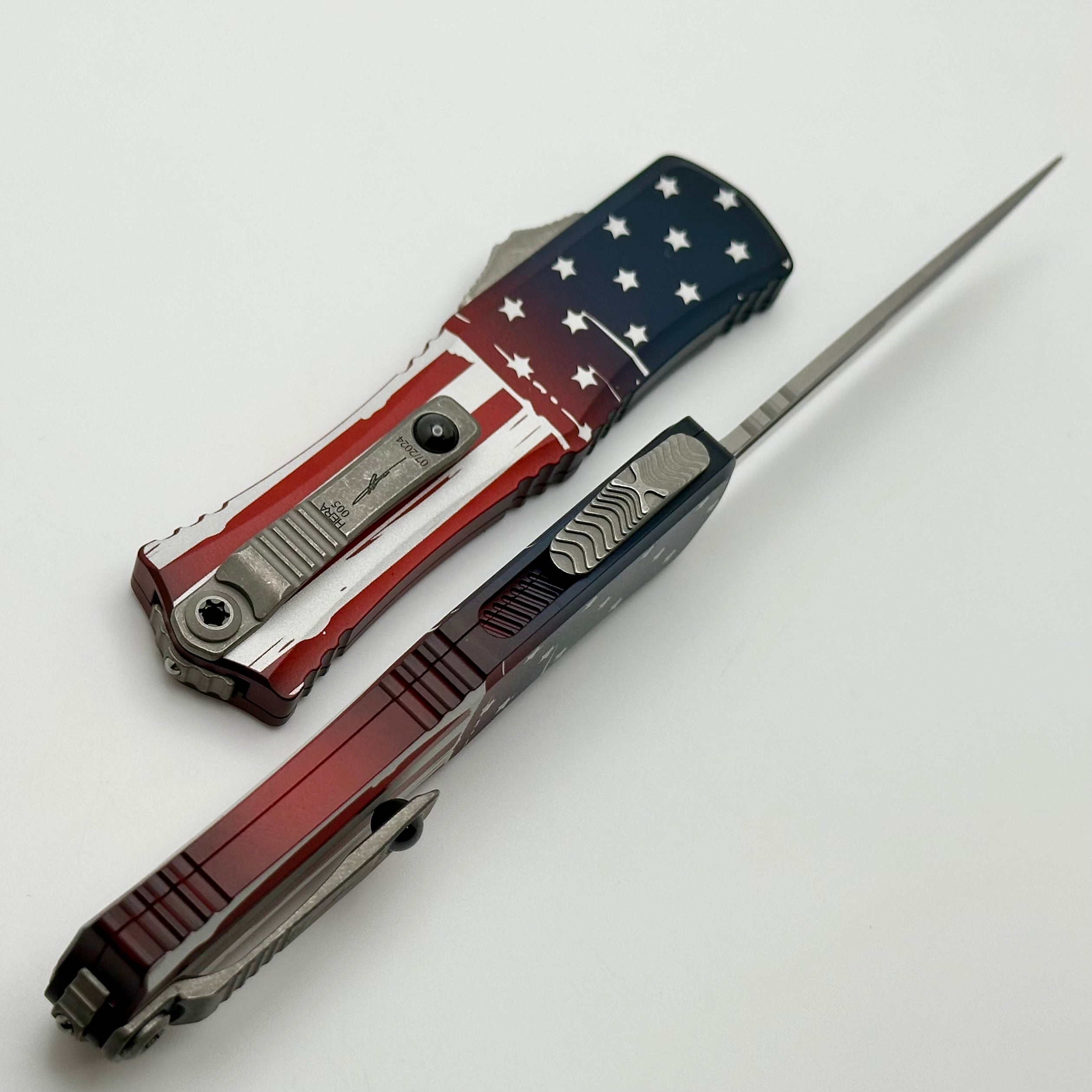 Microtech Hera II Mini USA Flag Apocalyptic Recurve | Premium M390MK Signature Series