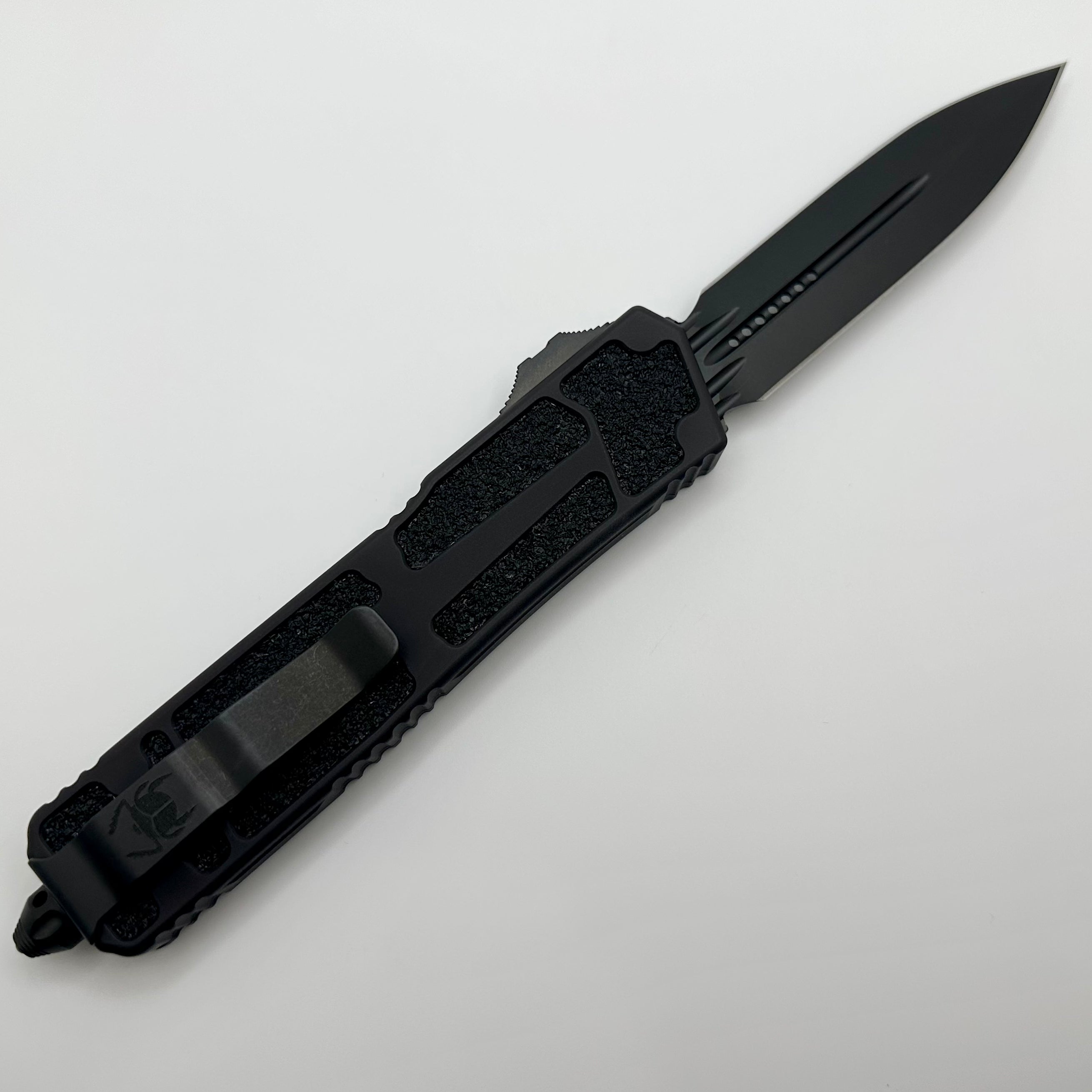 Microtech Scarab II D/E DLCT Shadow 280-1DLCTSH - Premium Pre-Owned Tactical Knife