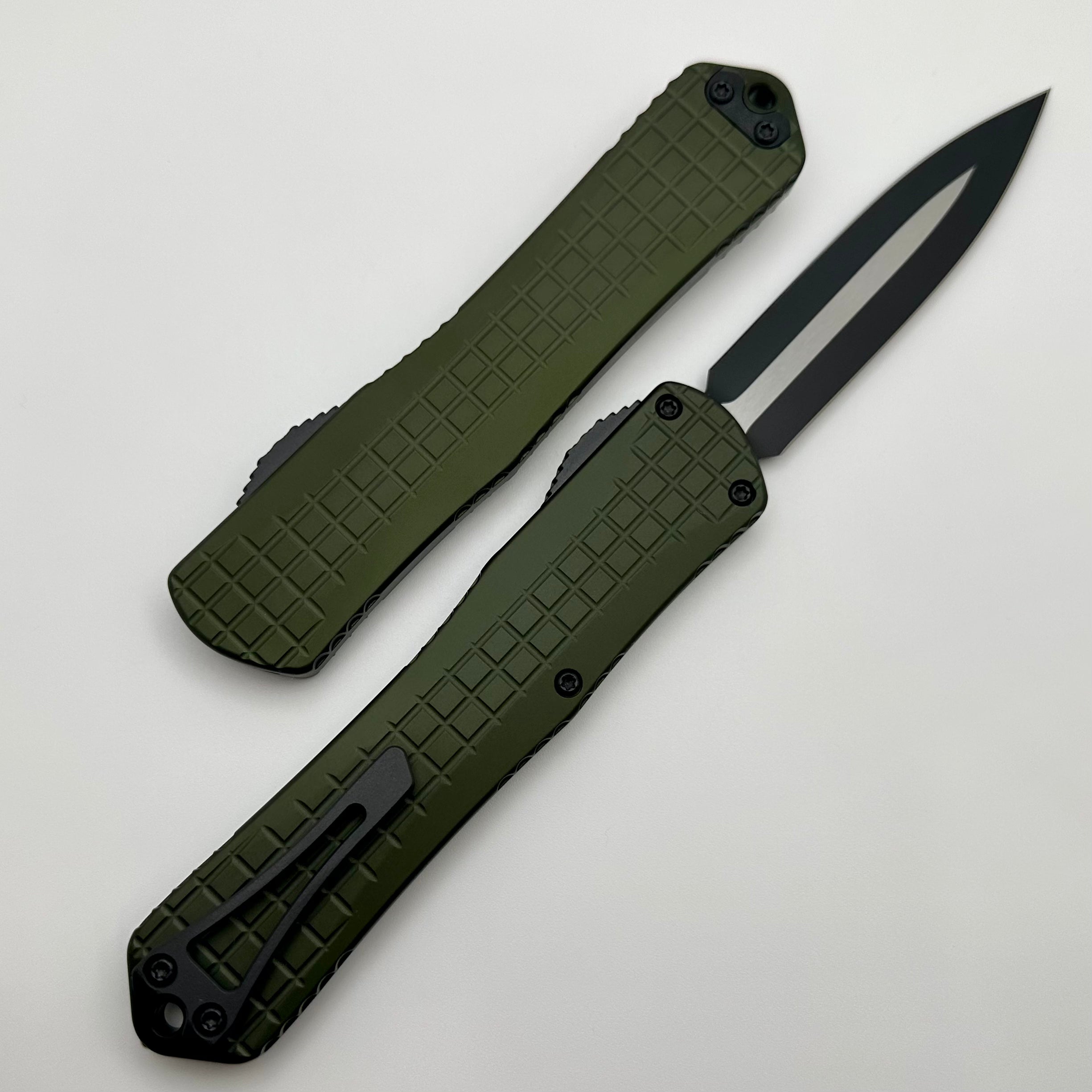 Heretic Knives Manticore X Premium OTF Knife - Green Frag Handle & Two-Tone Black MagnaCut Blade