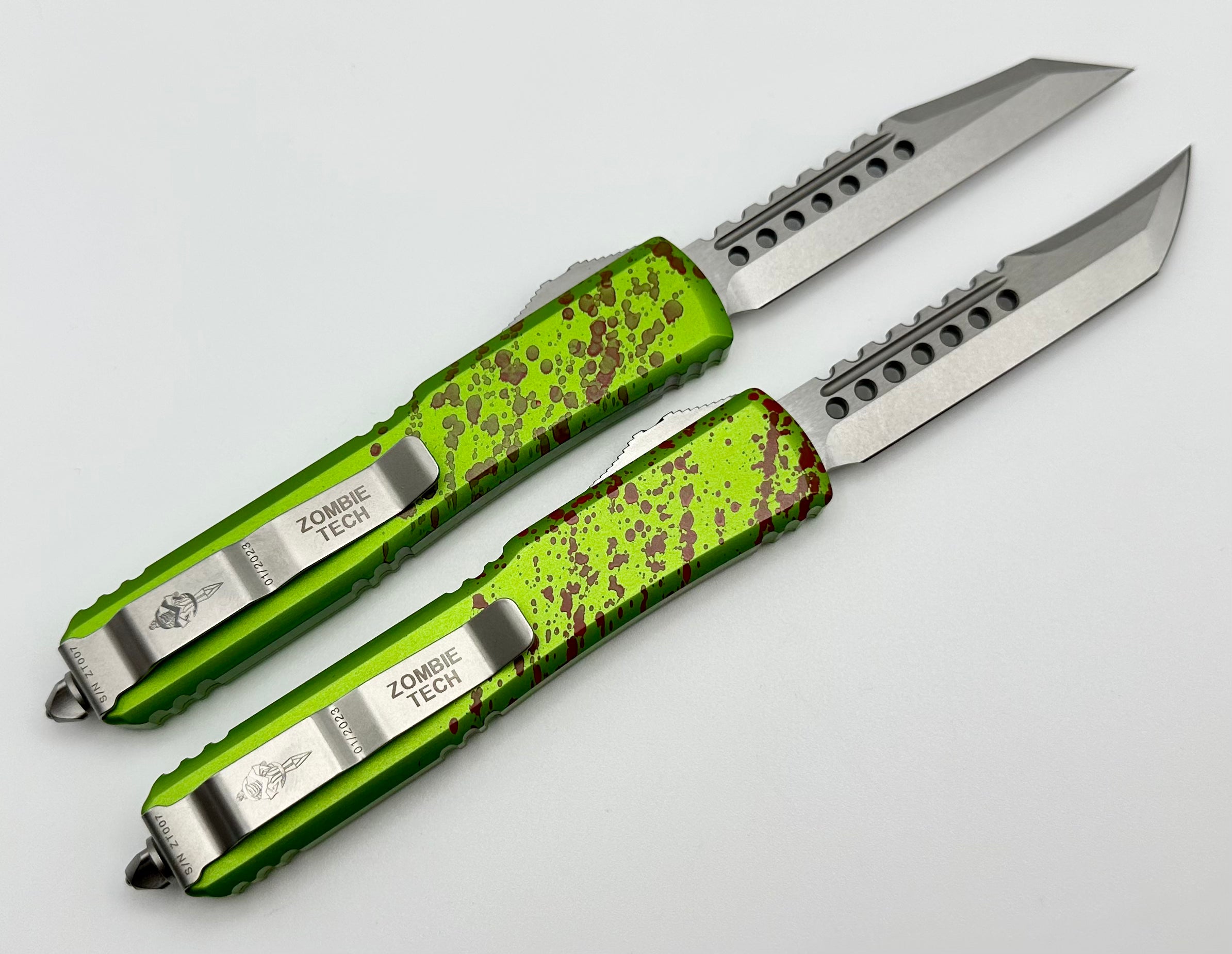 Premium Microtech Ultratech Zombie-Tech Hellhound & Warhound Signature Set - Stonewash Finish