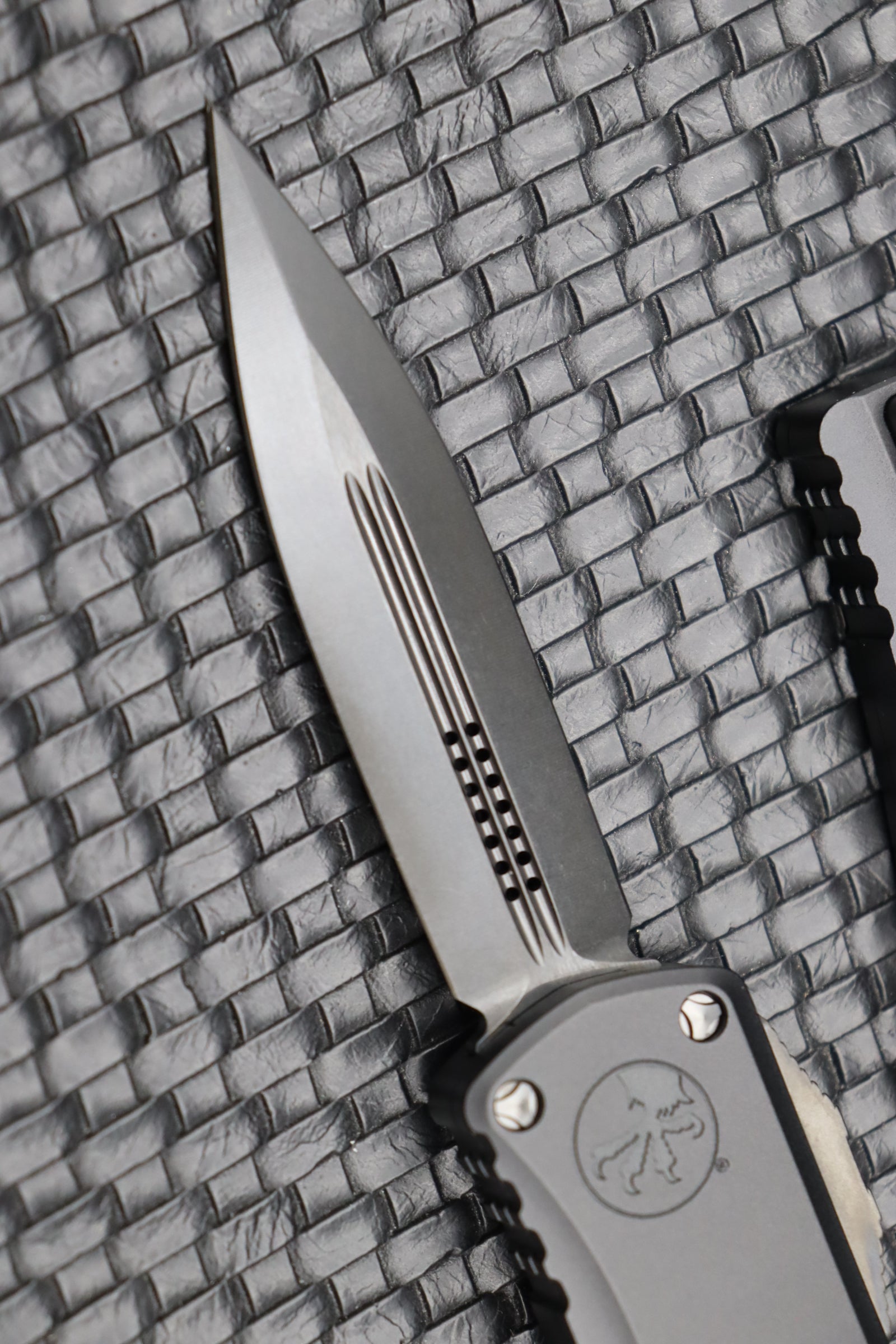 Microtech Hera Shadow DLC Tactical Knife - Ultimate Double Edge Design