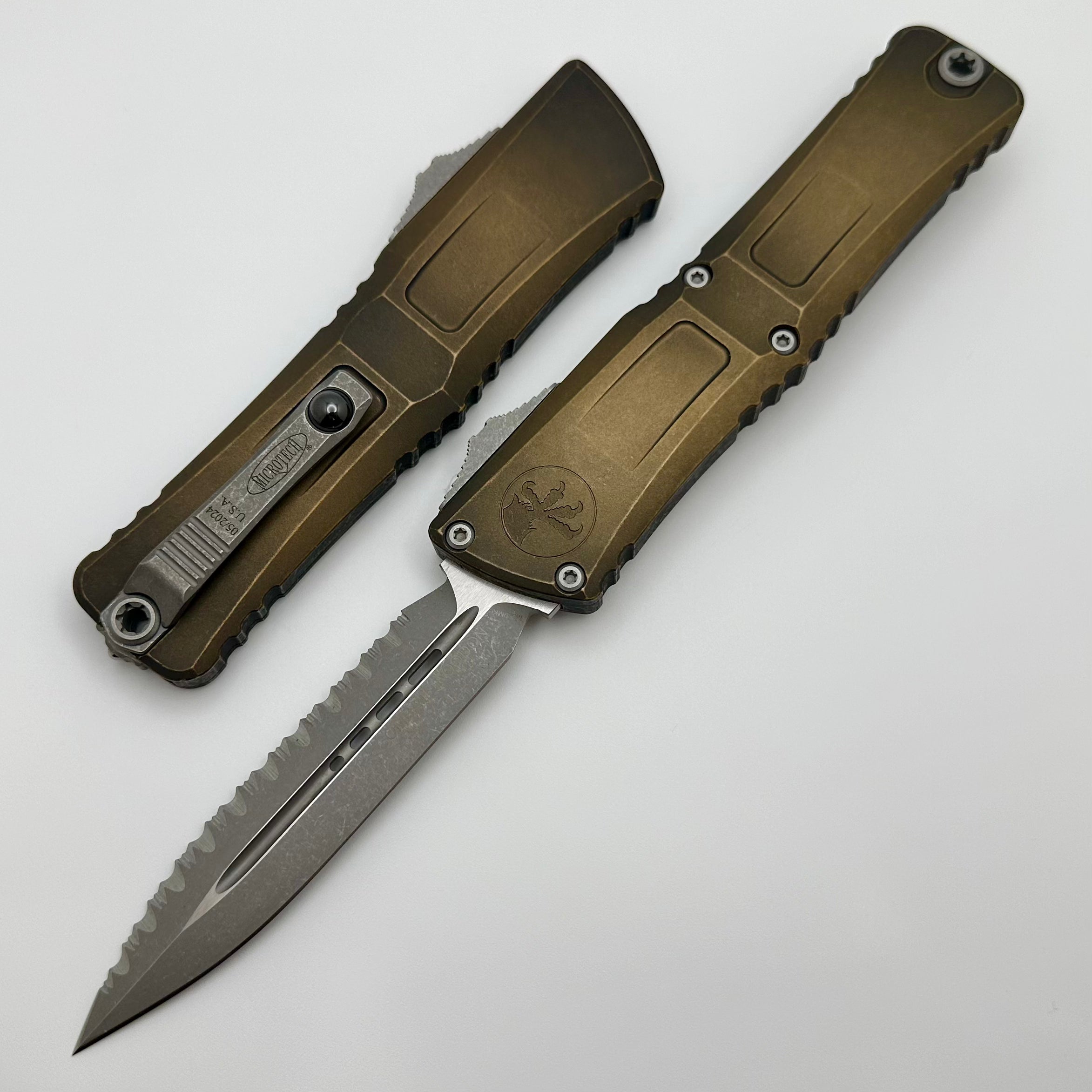 Microtech Ultimate Combat Troodon Gen III Tactical Knife - Apocalyptic Tan Full Serrated