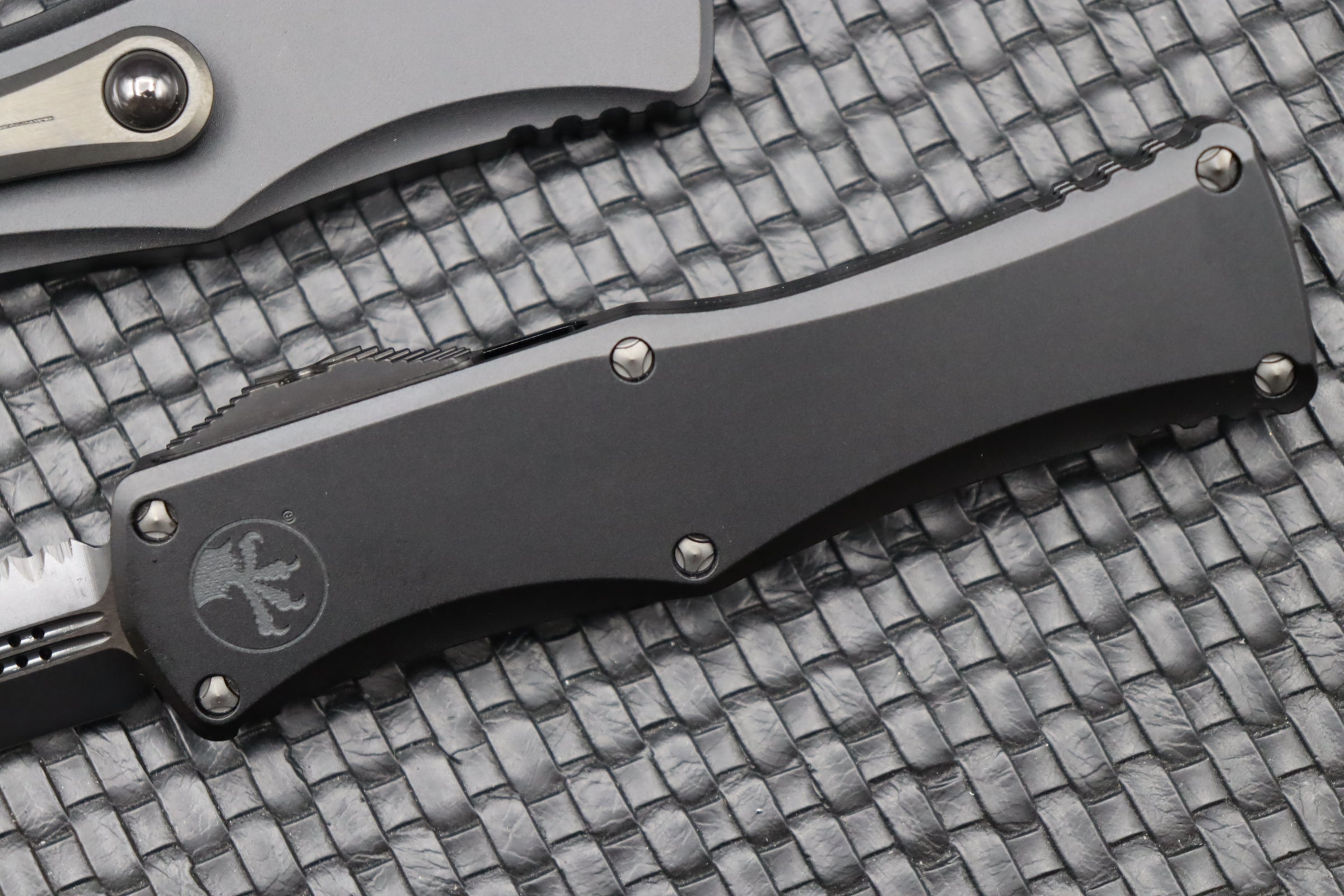 Premium Microtech Hera Shadow DLC Double Edge Serrated Knife - Ultimate Tactical EDC