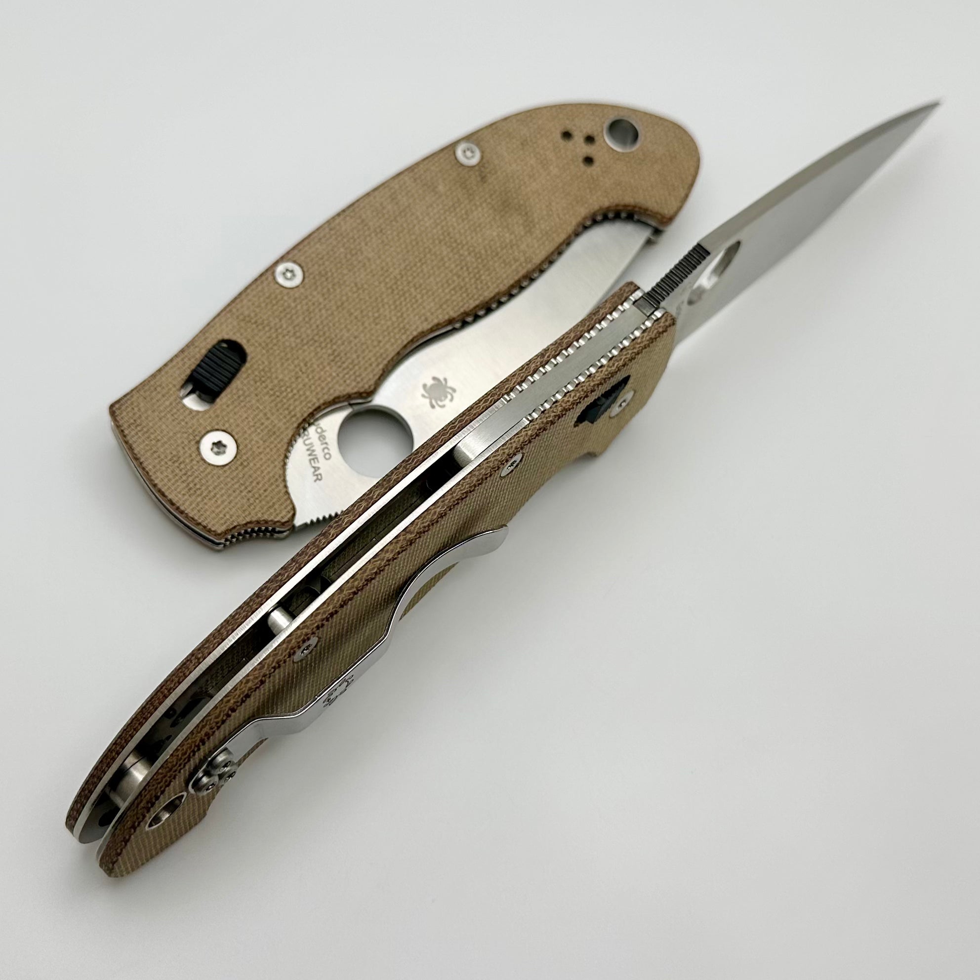 Spyderco Manix 2 XL CruCarta - Premium Brown Canvas Micarta & Cru-Wear Knife