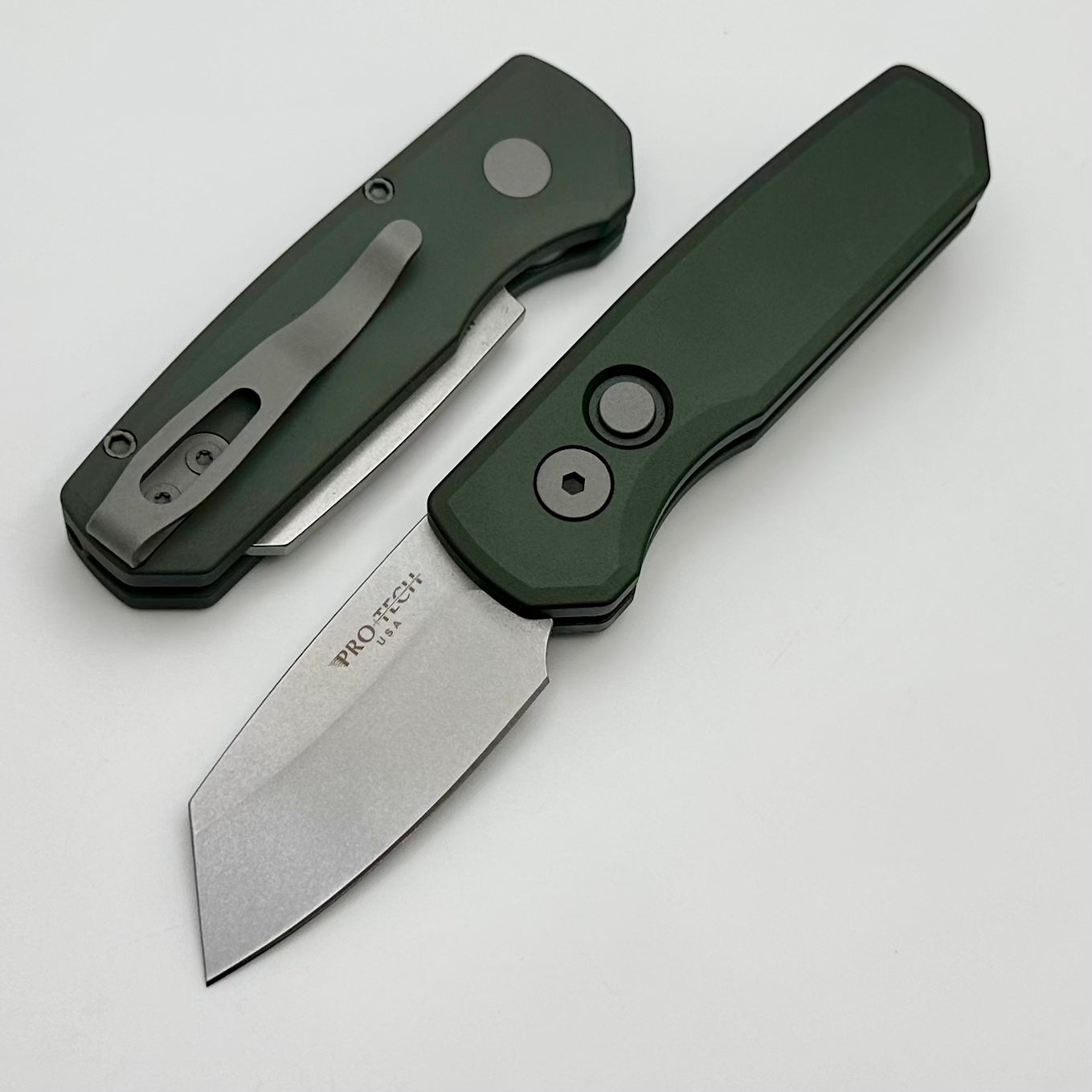 Pro-Tech Runt 5 Premium EDC Knife - Green Handle & Stonewash Reverse Tanto MagnaCut Blade