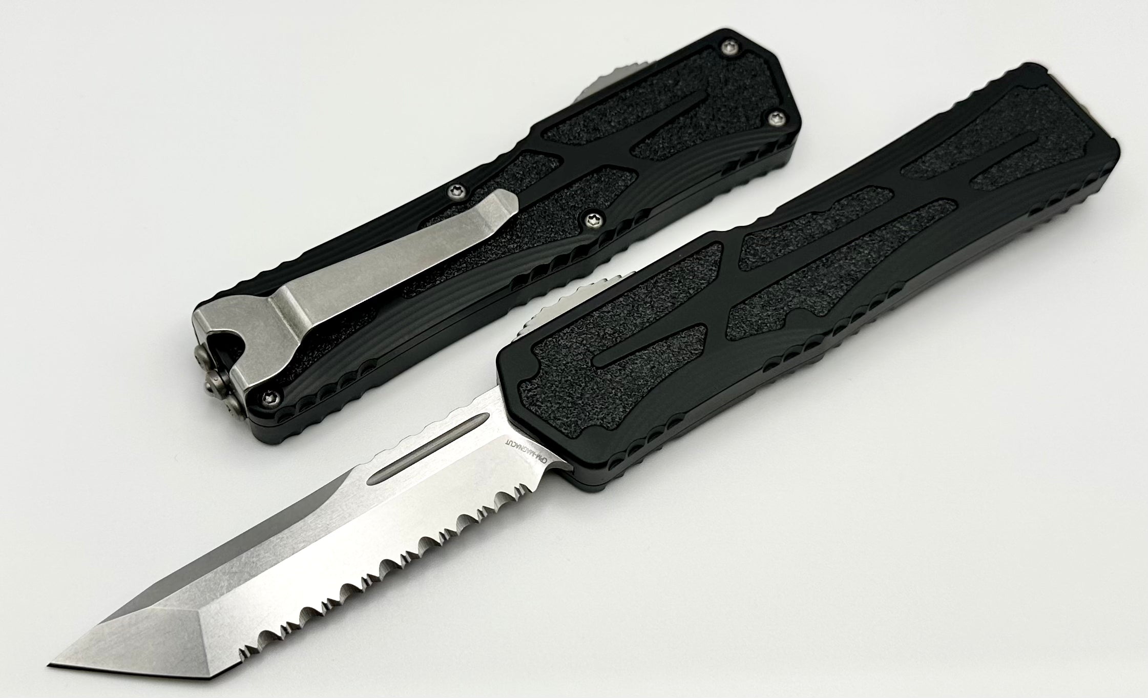 Heretic Knives Colossus Tanto Ultimate Serrated Magnacut Blade - Black H040-2C