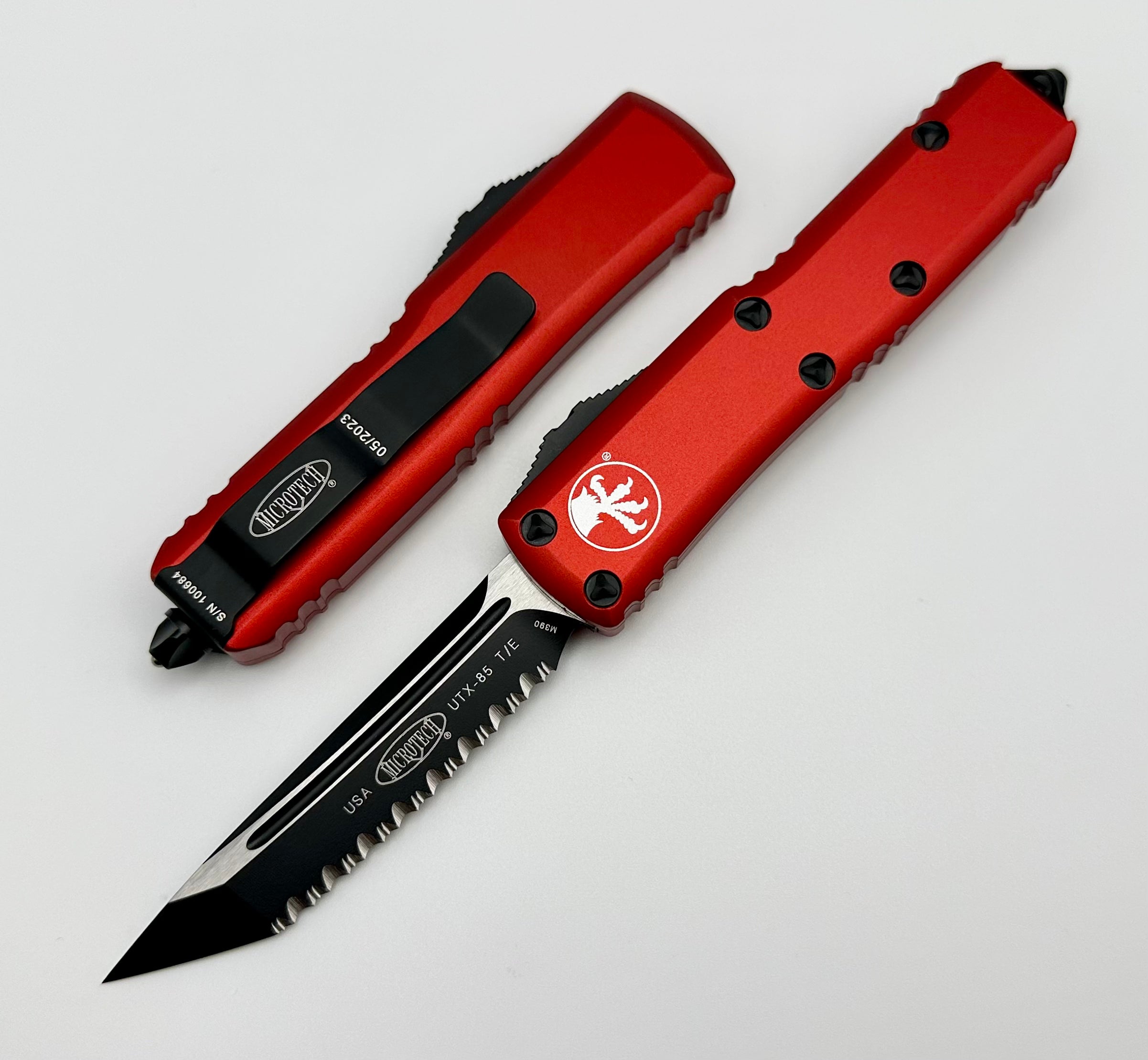 Premium Microtech UTX-85 Tanto EDC Knife - Black Full Serrated & Red