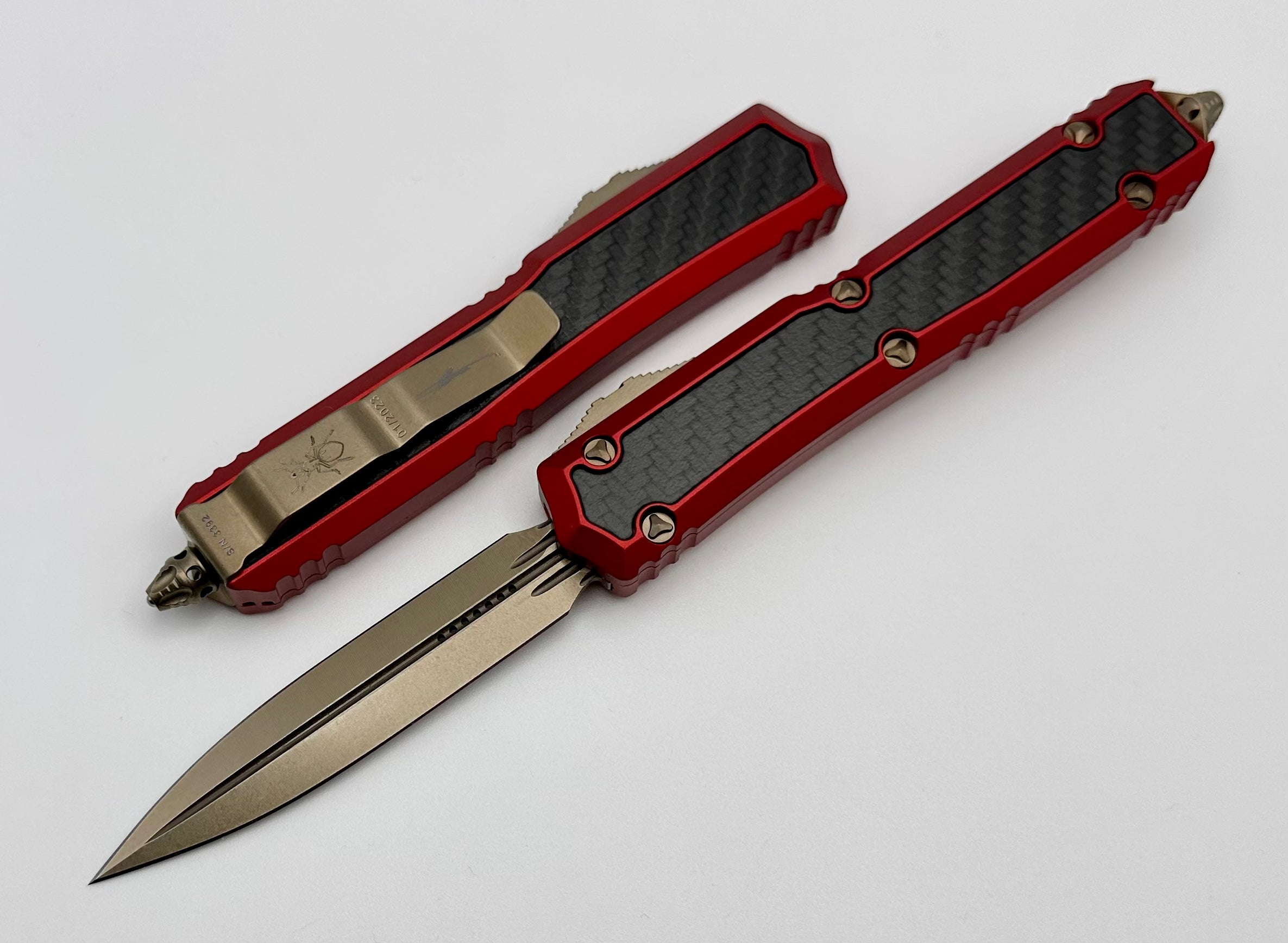 Premium Microtech Makora Bronze Double Edge Knife with Carbon Fiber Inlays & Red Accents