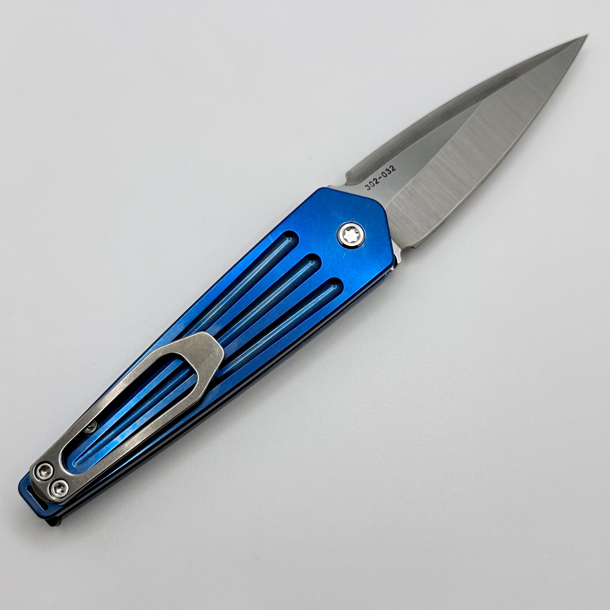 Premium Medford Nosferatu Auto Knife - Blue Tumbled Handles & S45VN Blade