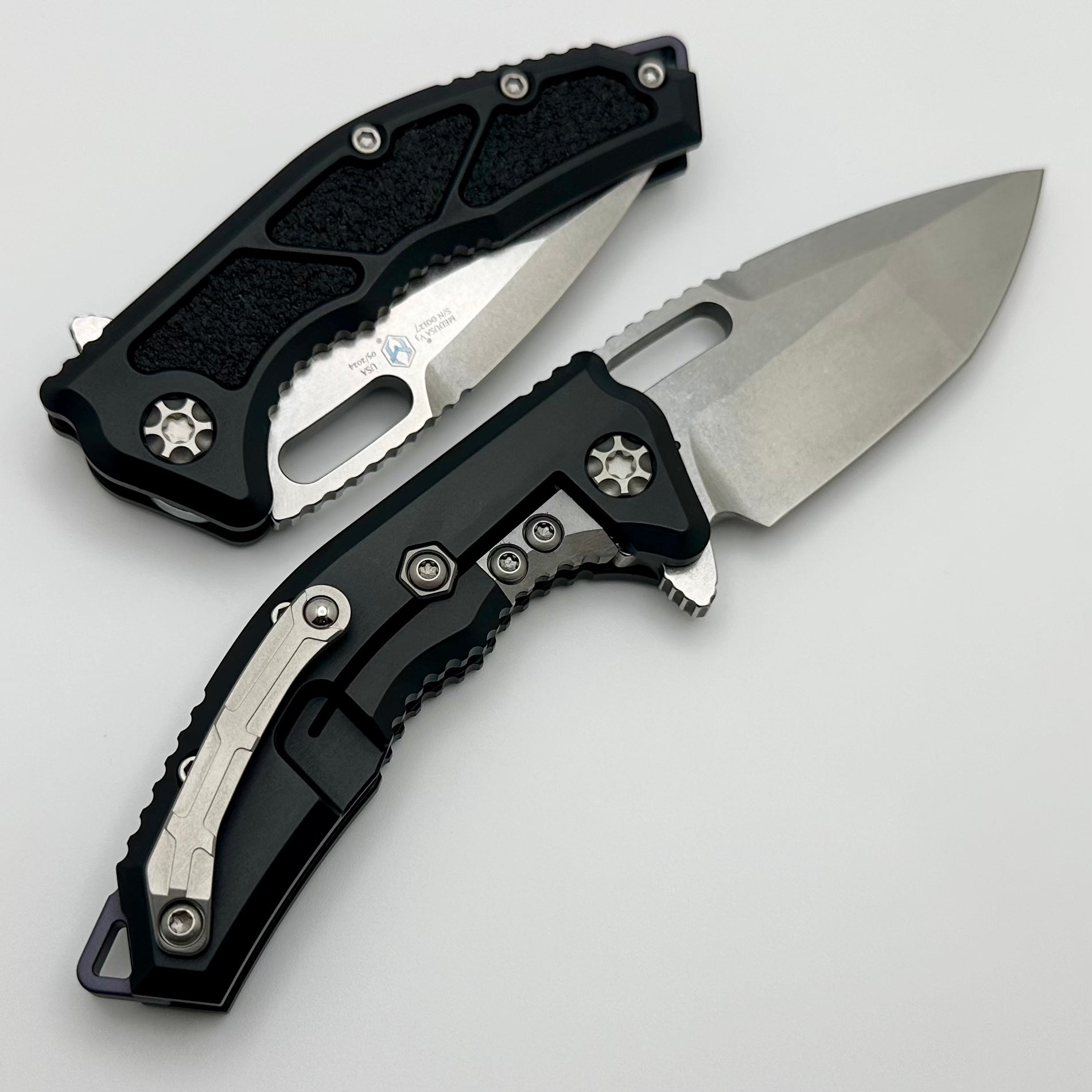 Premium Heretic Knives Medusa Manual Folding Knife - Black Aluminum Frame Lock with Grip Inlays & Stonewash MagnaCut Blade