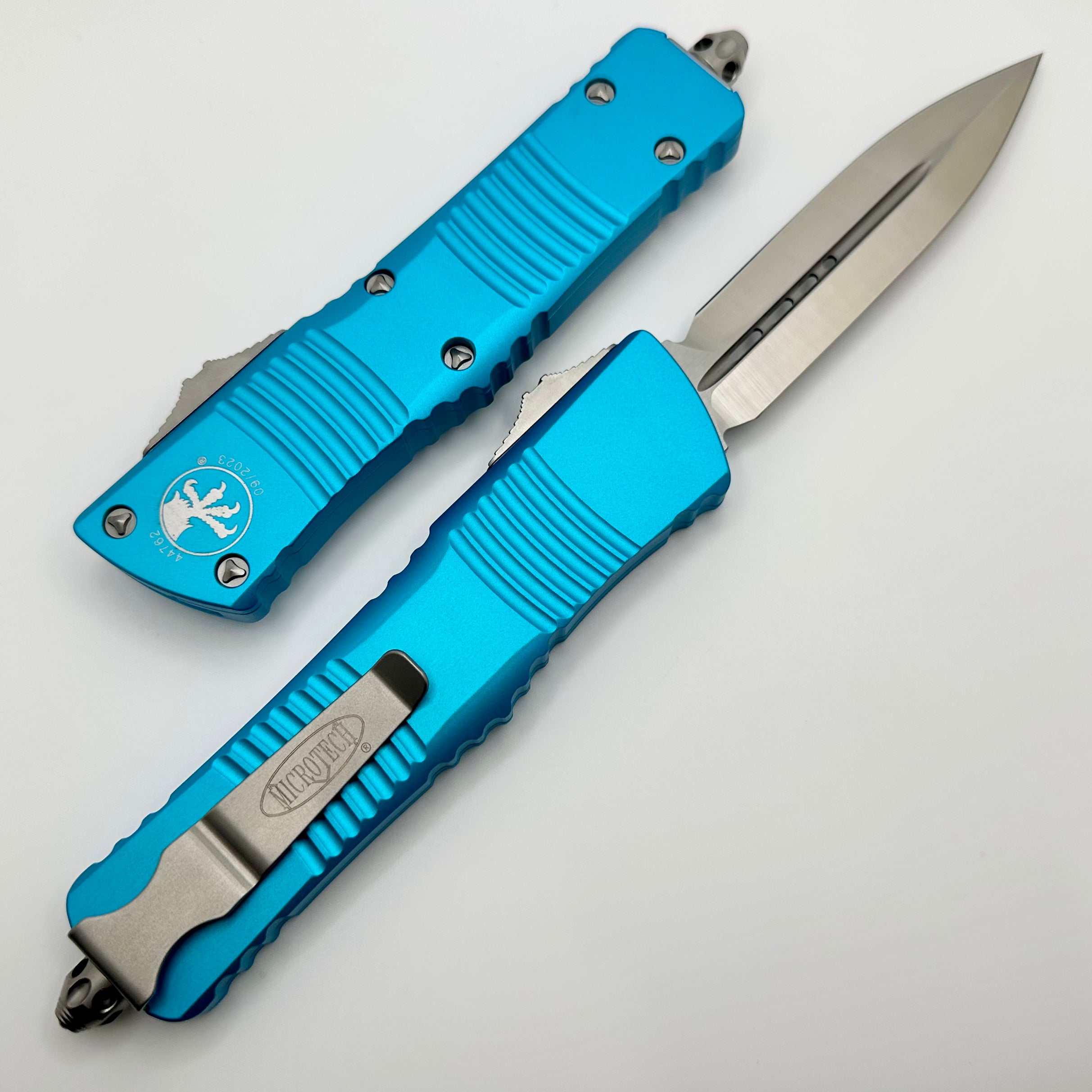 Premium Microtech Combat Troodon D/E Turquoise Satin Knife - Ultimate Tactical Tool