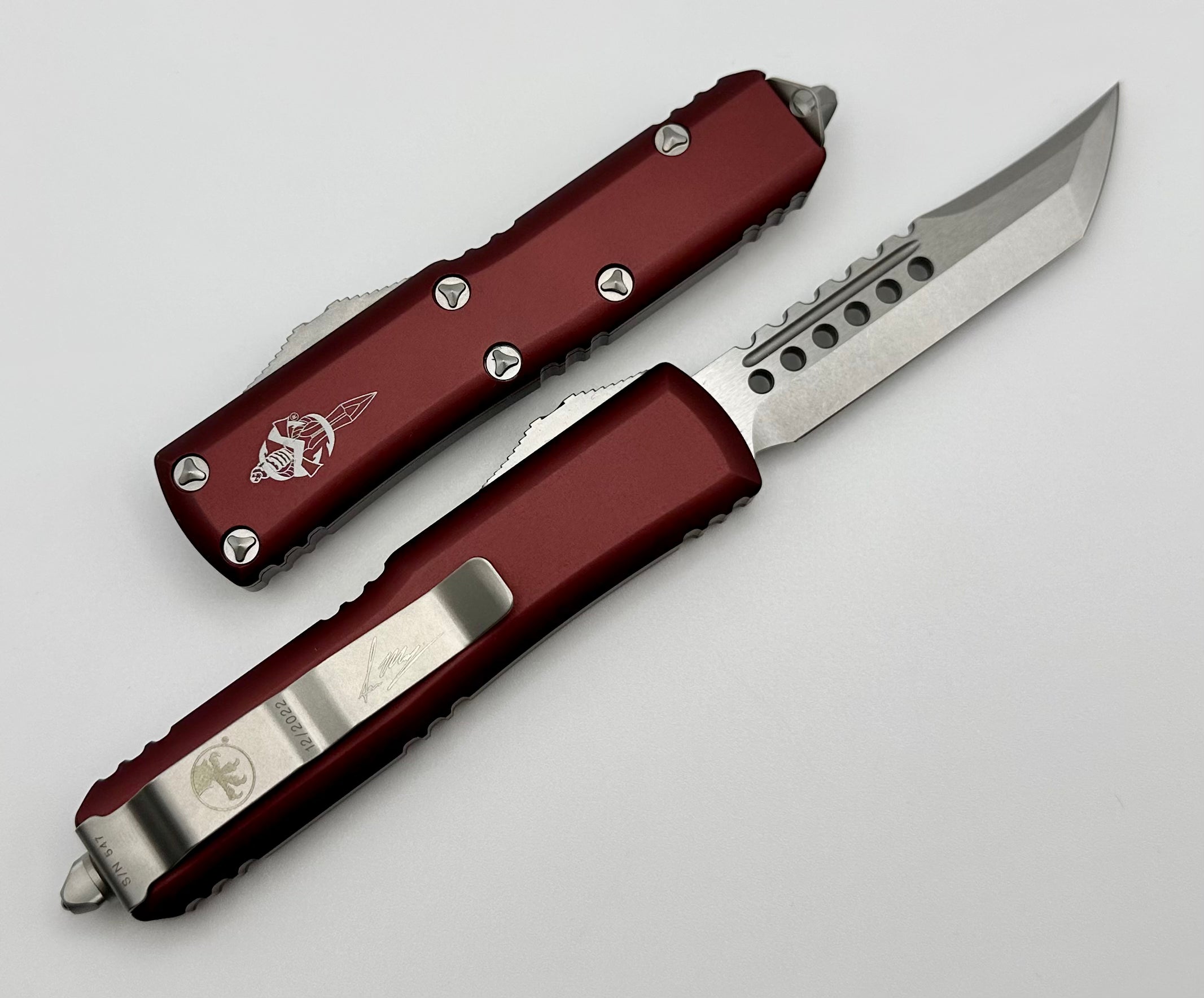 Microtech UTX-85 Hellhound Stonewash EDC Knife – Merlot Finish