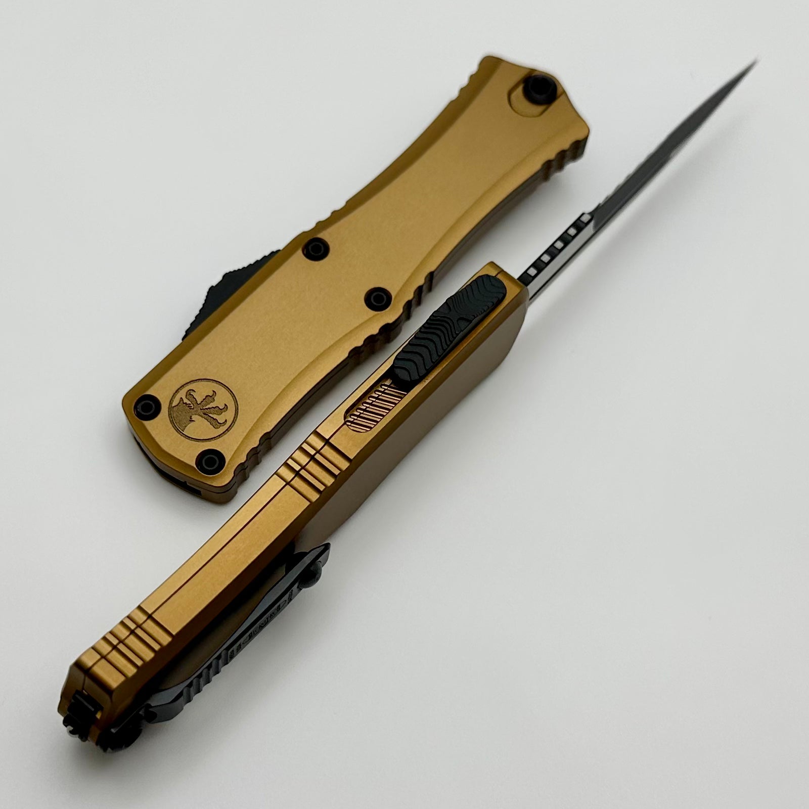 Microtech Premium Mini Hera Tan OTF Knife with Partial Serrated Blade - Ultimate EDC Companion