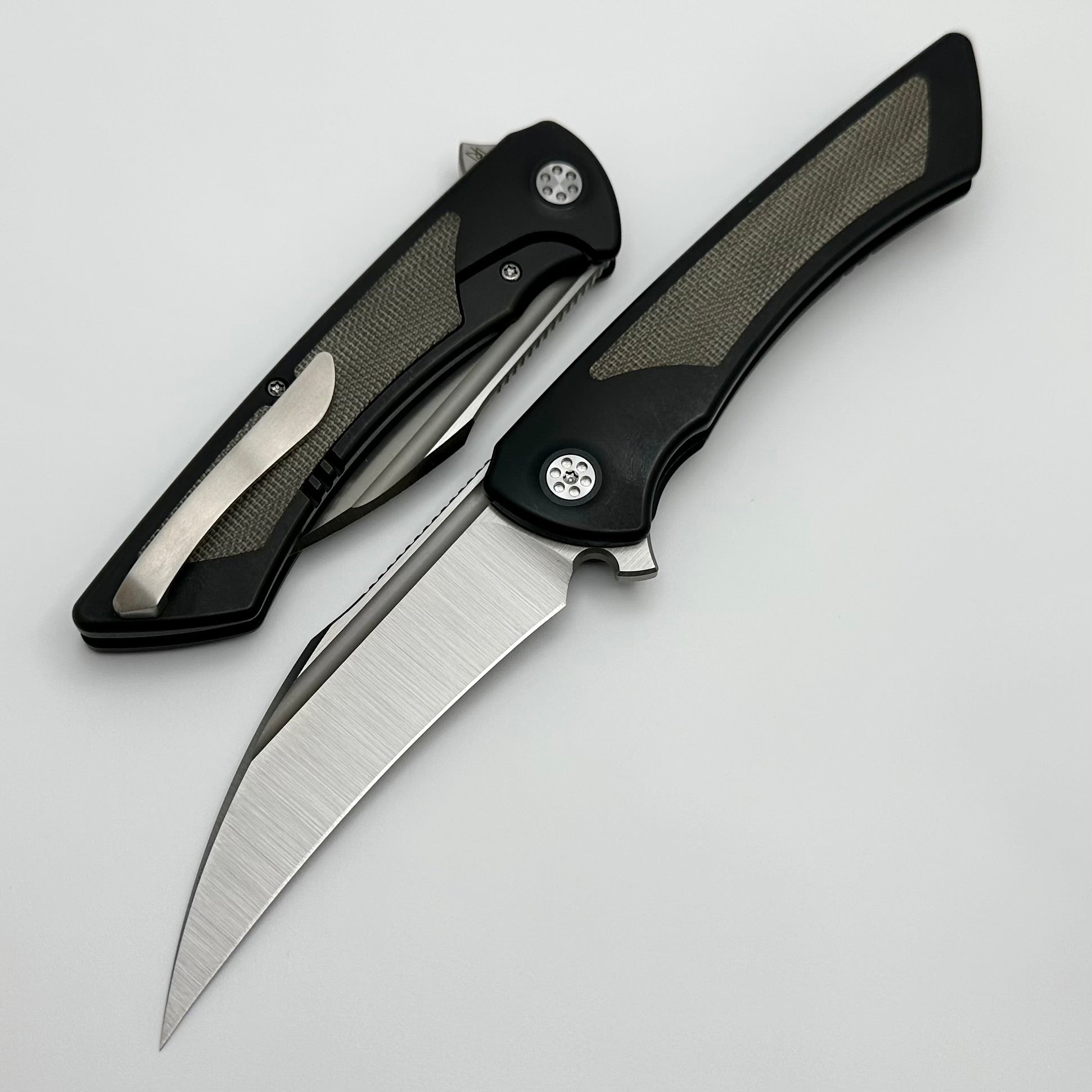 Premium SharpByDesign Derecho Folding Knife - PVD Titanium with Olive Micarta Inlays & M390 Blade