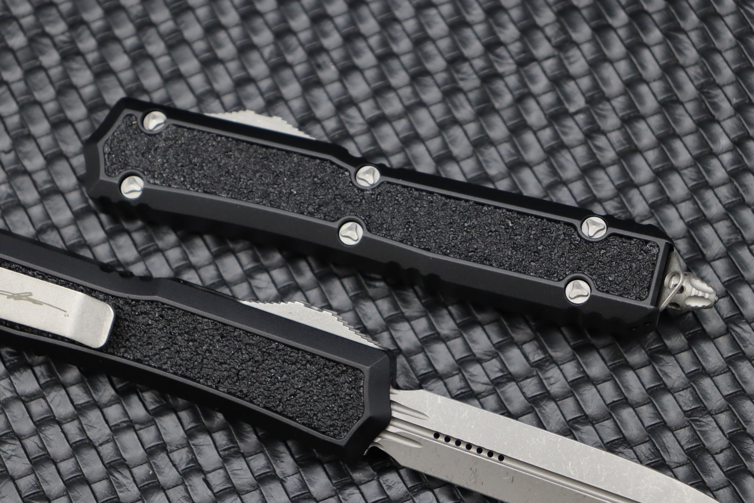 Microtech Makora Ultimate Double Edge Apocalyptic Tactical Knife