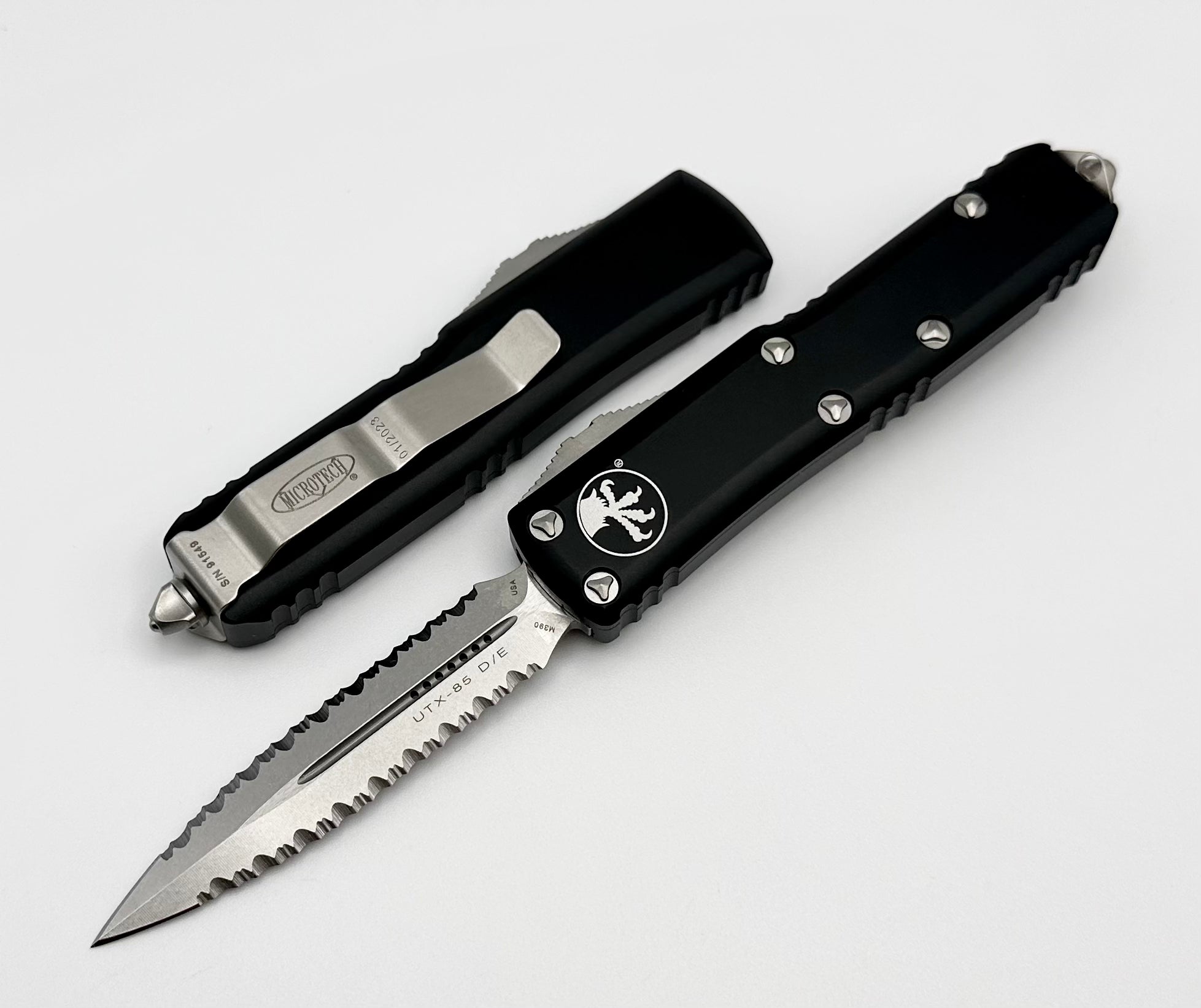 Microtech UTX-85 Premium EDC Knife - Black & Double Edge Stonewash