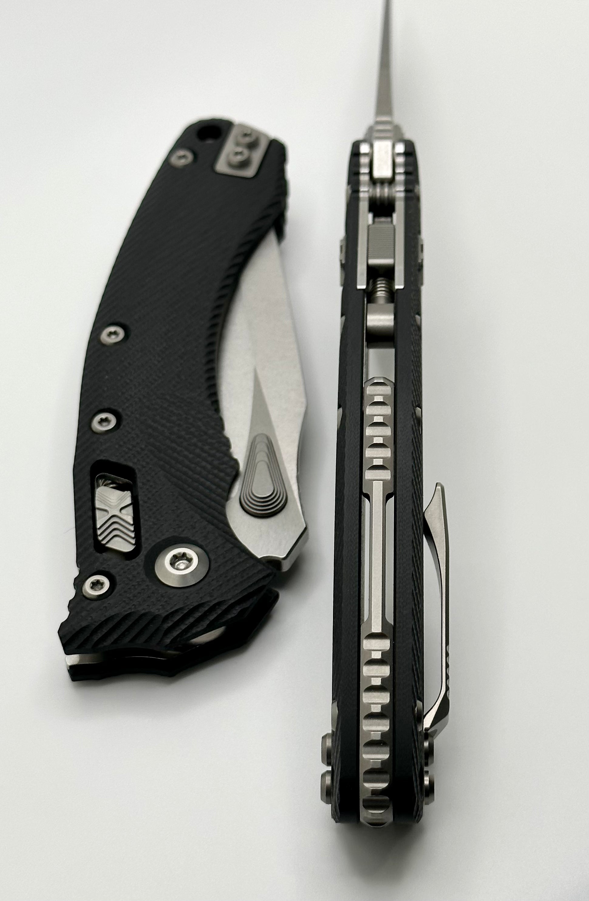 Microtech Amphibian RAM LOK Tactical Knife - Premium Black Fluted G-10 & Stonewash M390MK Blade