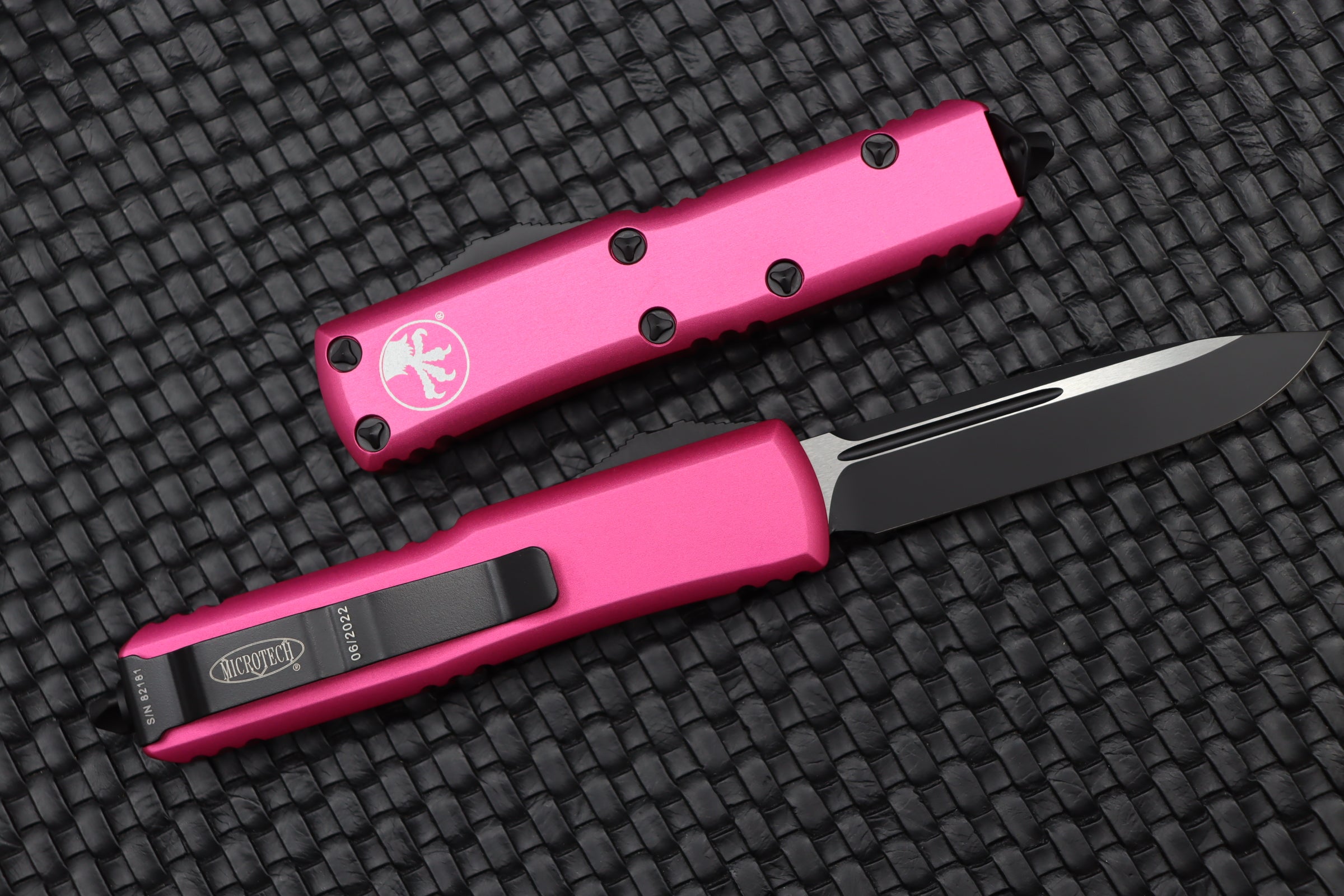 Microtech UTX-85 Premium EDC Knife - Black & Pink Edition