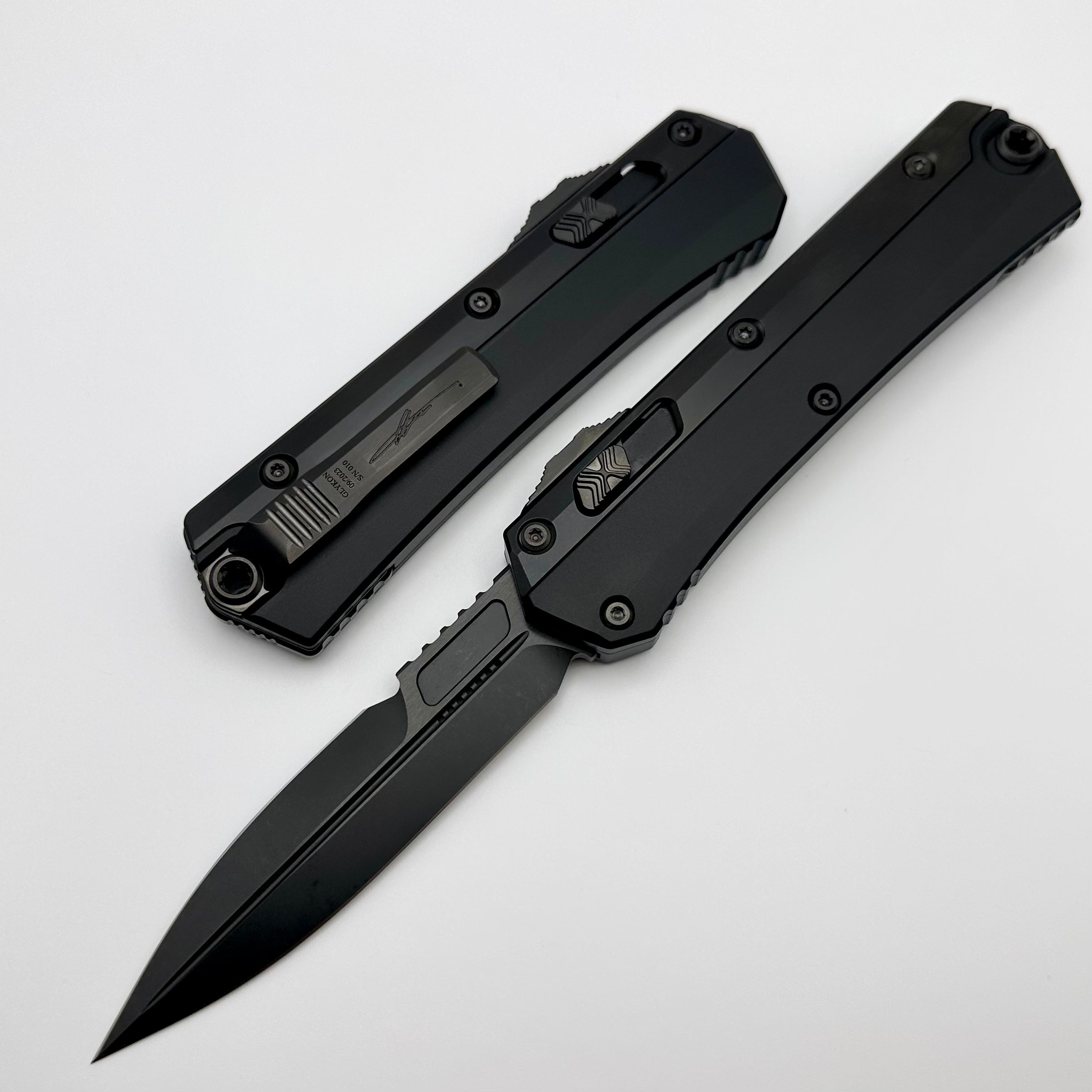 Microtech Glykon Shadow Bayonet - Premium Tactical Knife with DLC Overlay | Signature Series 184-1DLCTSH | One Per Household