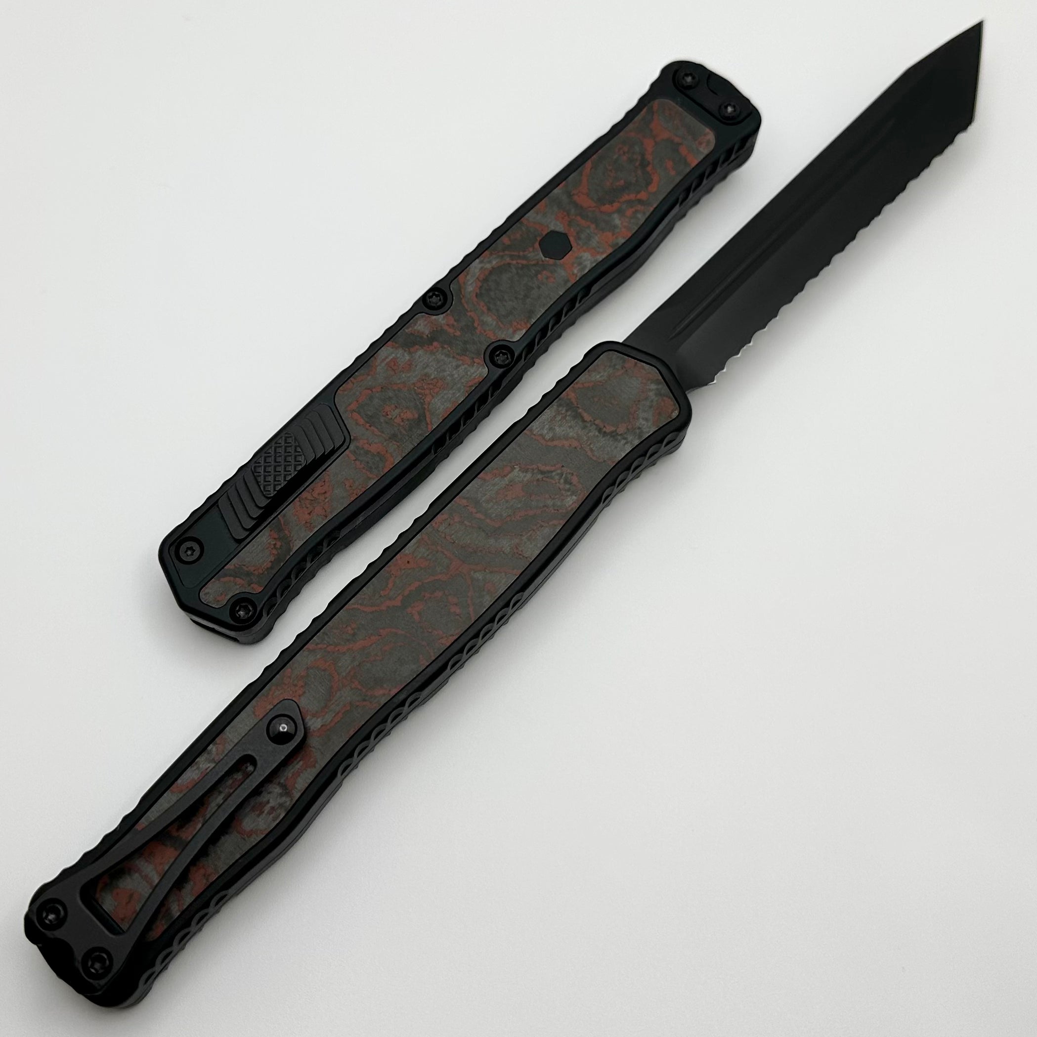 Heretic Knives Cleric II 2 - Premium Blood Red Camo Carbon Inlays & DLC Tanto Blade in Magnacut