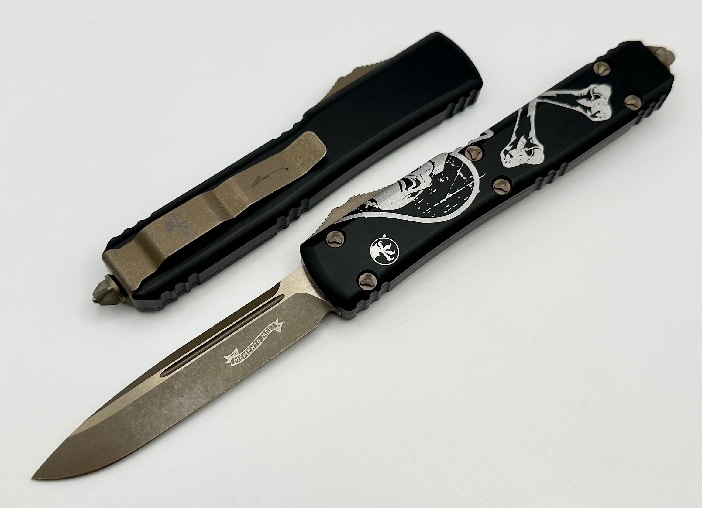 Microtech Ultratech S/E Bronze Apocalyptic Standard Death Card Signature Series 121-13DCS - Premium Tactical Knife