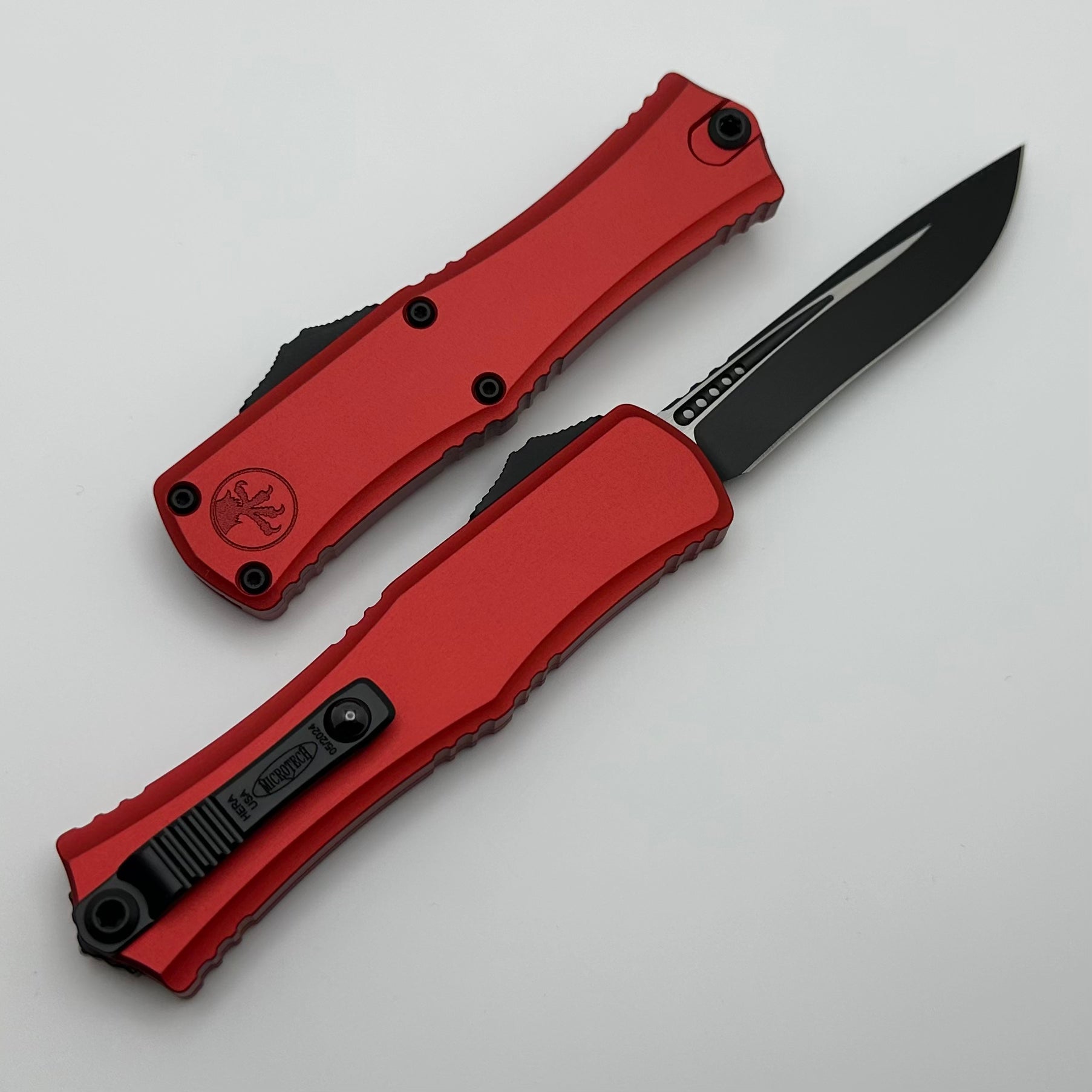 Microtech Mini Hera Ultimate EDC Knife - Black Recurve M390MK with Red Handle