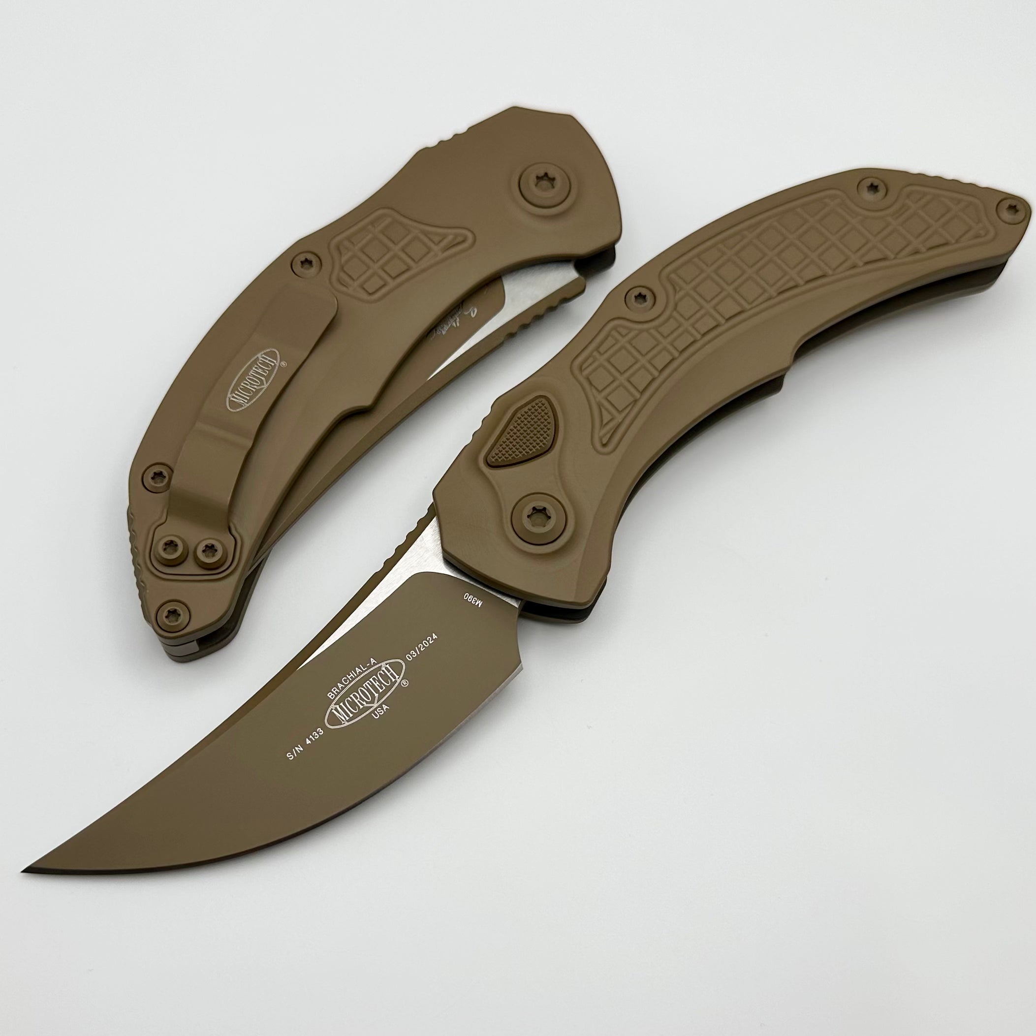 Microtech Brachial Cerakote Tan Automatic Knife - Ultimate Hunting & Defense Tool