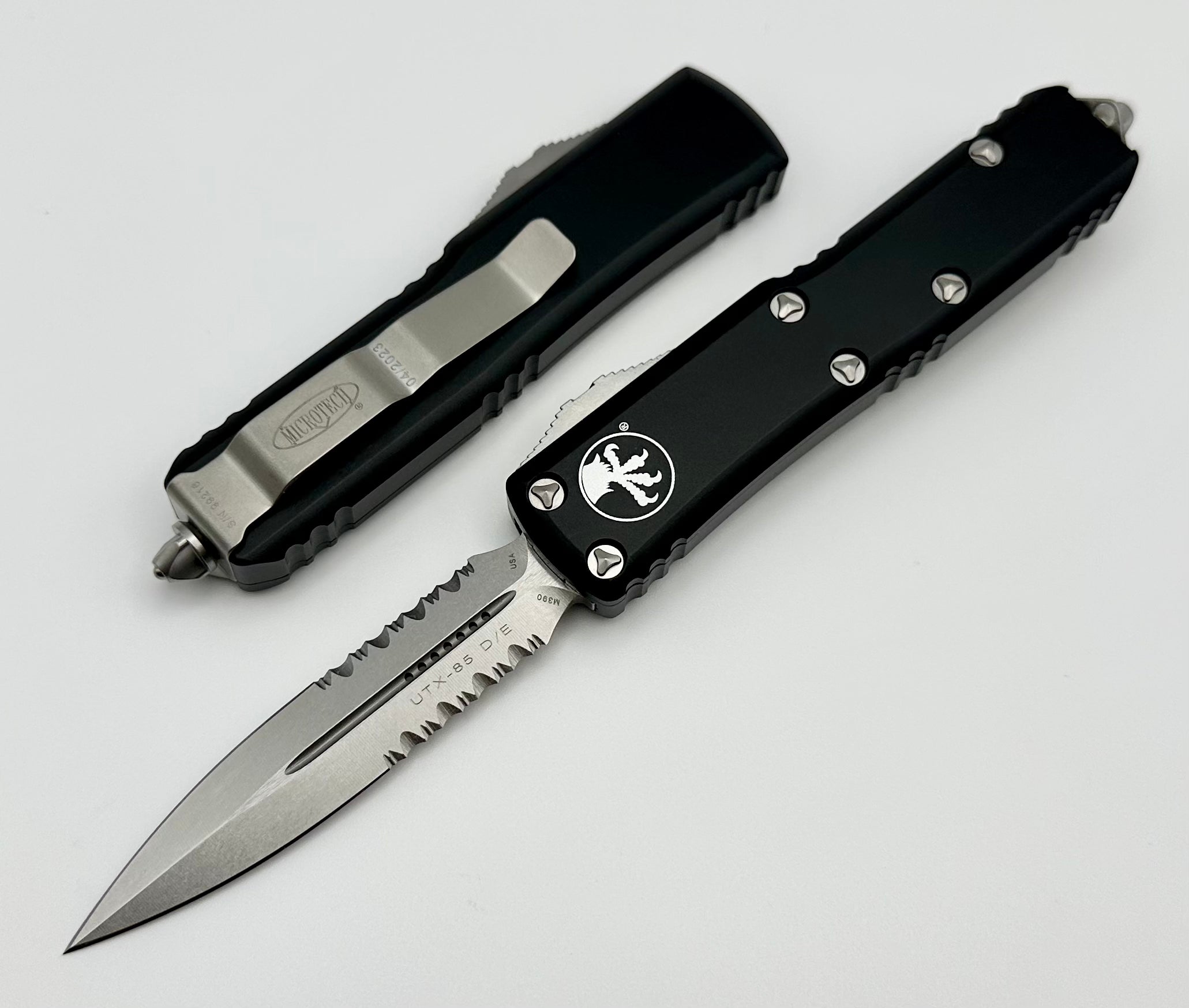 Microtech UTX-85 Premium EDC Knife - Double Edge Stonewash & Black