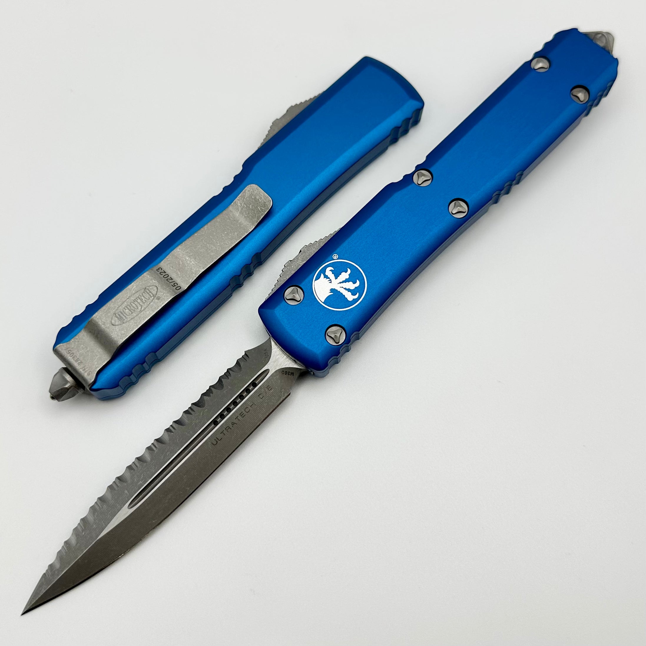 Microtech Ultratech D/E Apocalyptic Full Serrated & Blue 122-12APBL - Premium Tactical OTF Knife